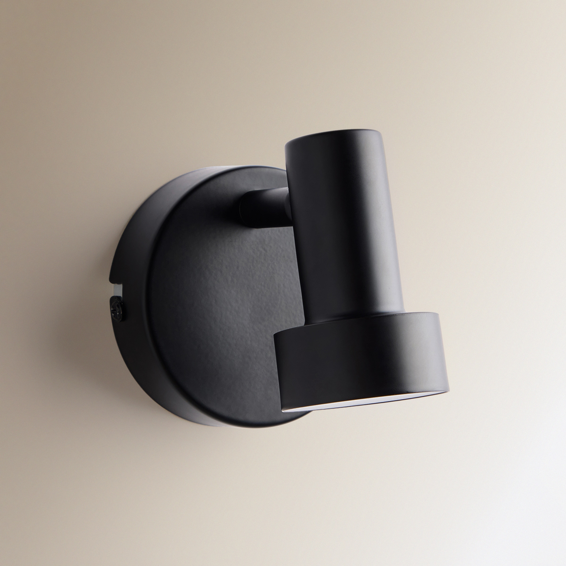 Foco com LED Integrado Hugo Preto-1