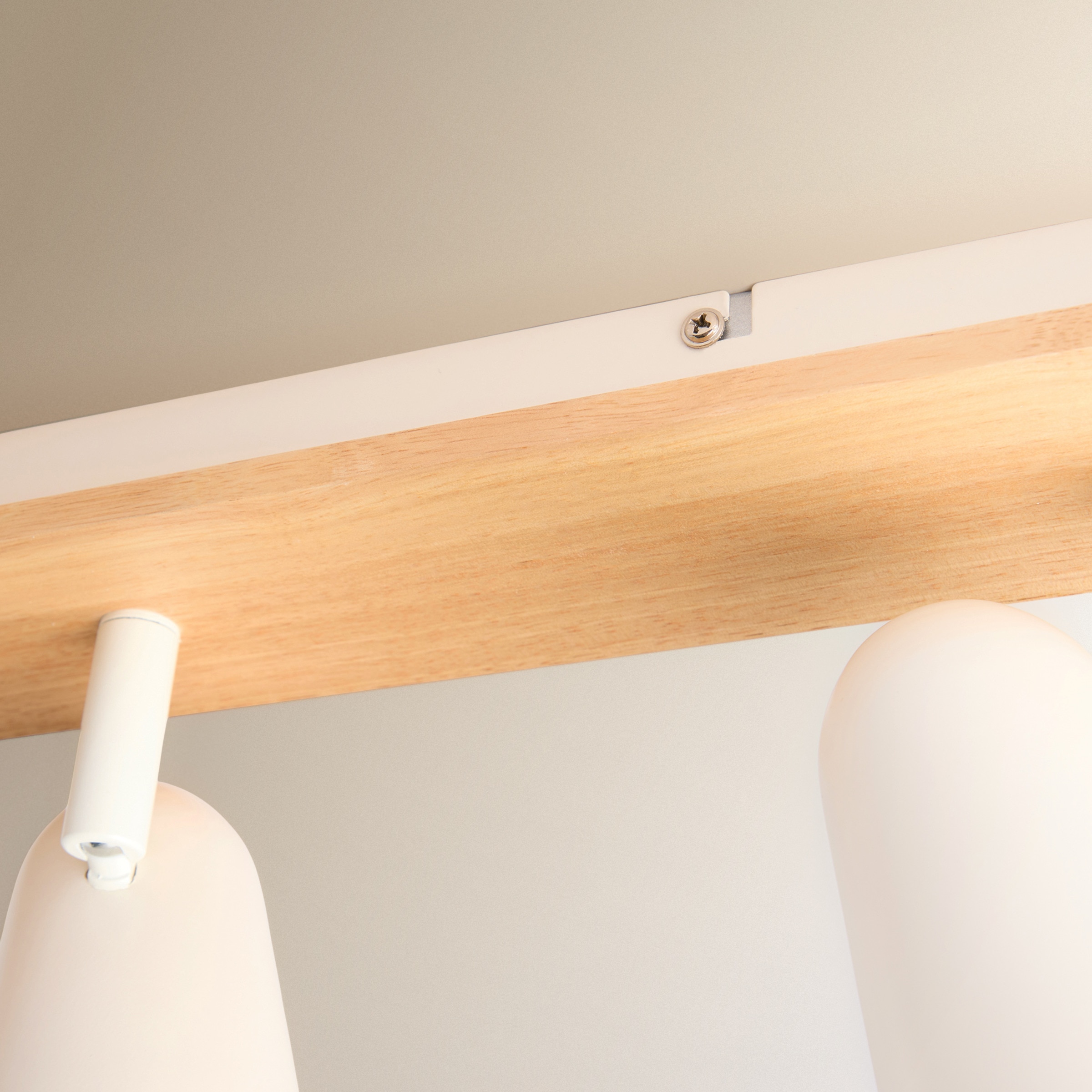 Barra com 4 Luzes LED Integradas Alex Branco-3