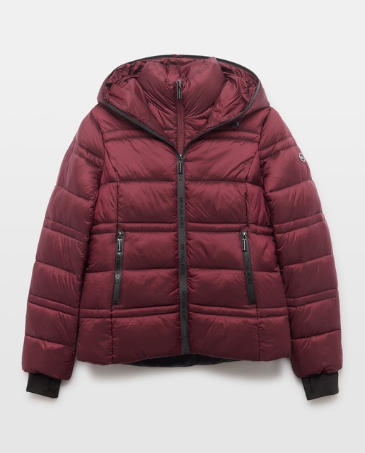 Imagen 0 de Plumas acolchado corto con capucha