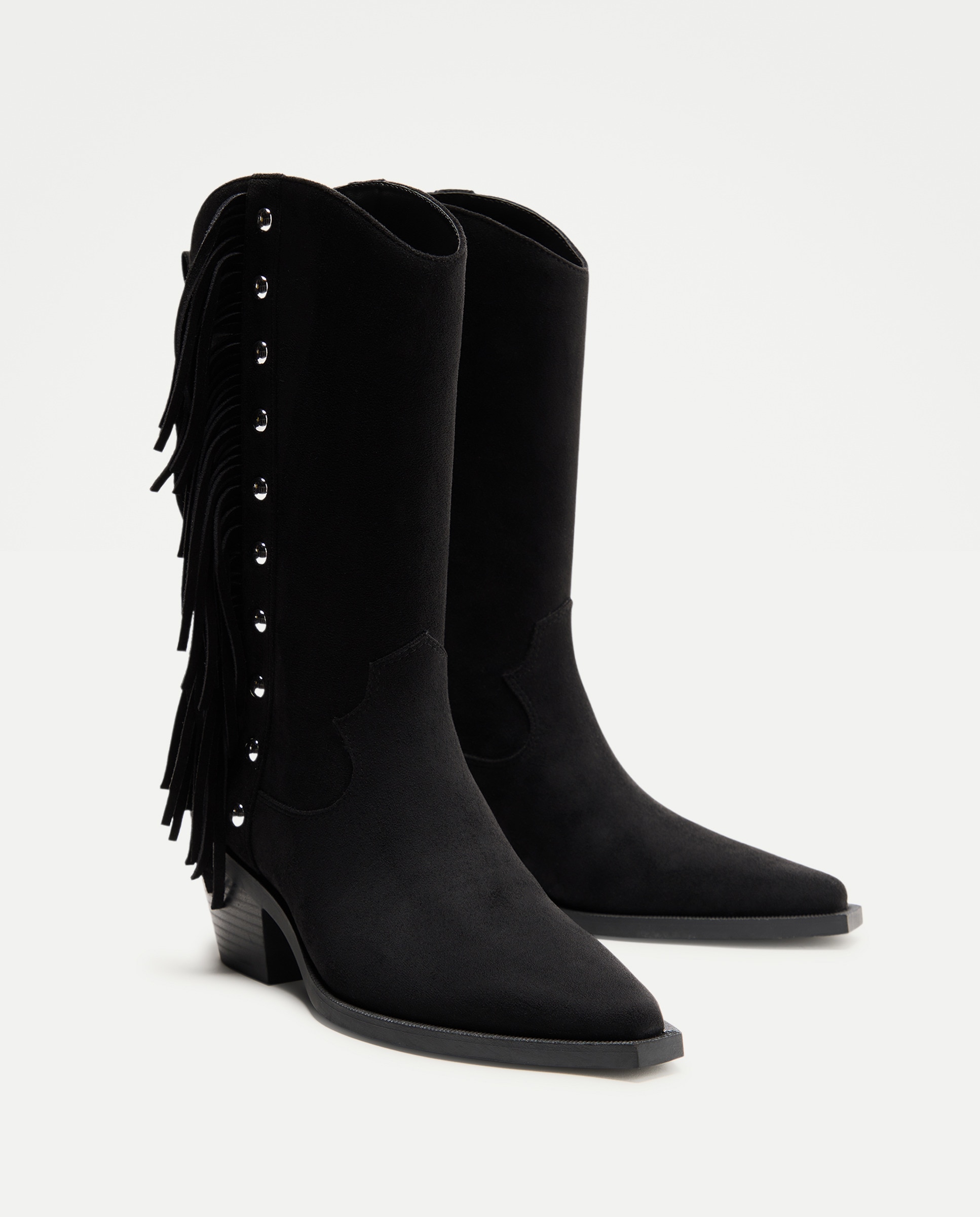 Botas Cowboy com Tacão, Franjas e Bolas Preto-2