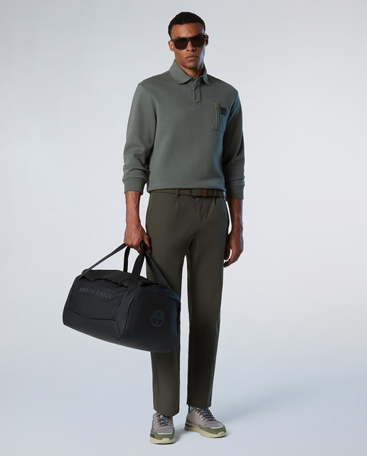 Imagem 0 de Calças Chino Regular Fit com Pinças em Tecido Ecotex Elástico e Bolso Lateral com Fecho de Correr.