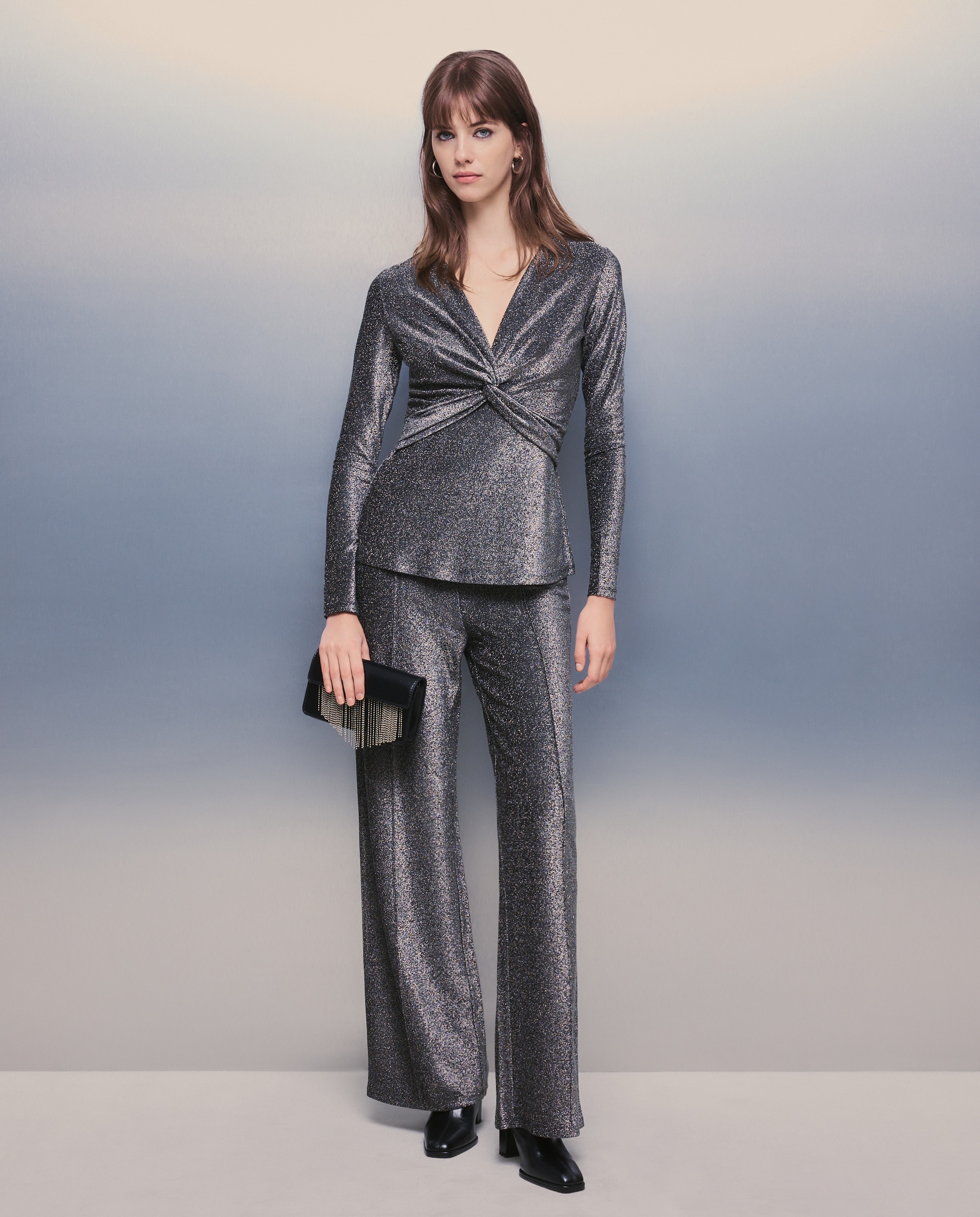 Macacão Cruzado no Peito com Brilhos 820 Cinzento Médio-2