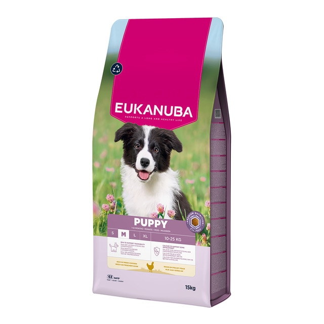 Imagen 0 de Pienso para perros cachorros medianos Eukanuba pollo fresco 15 kg