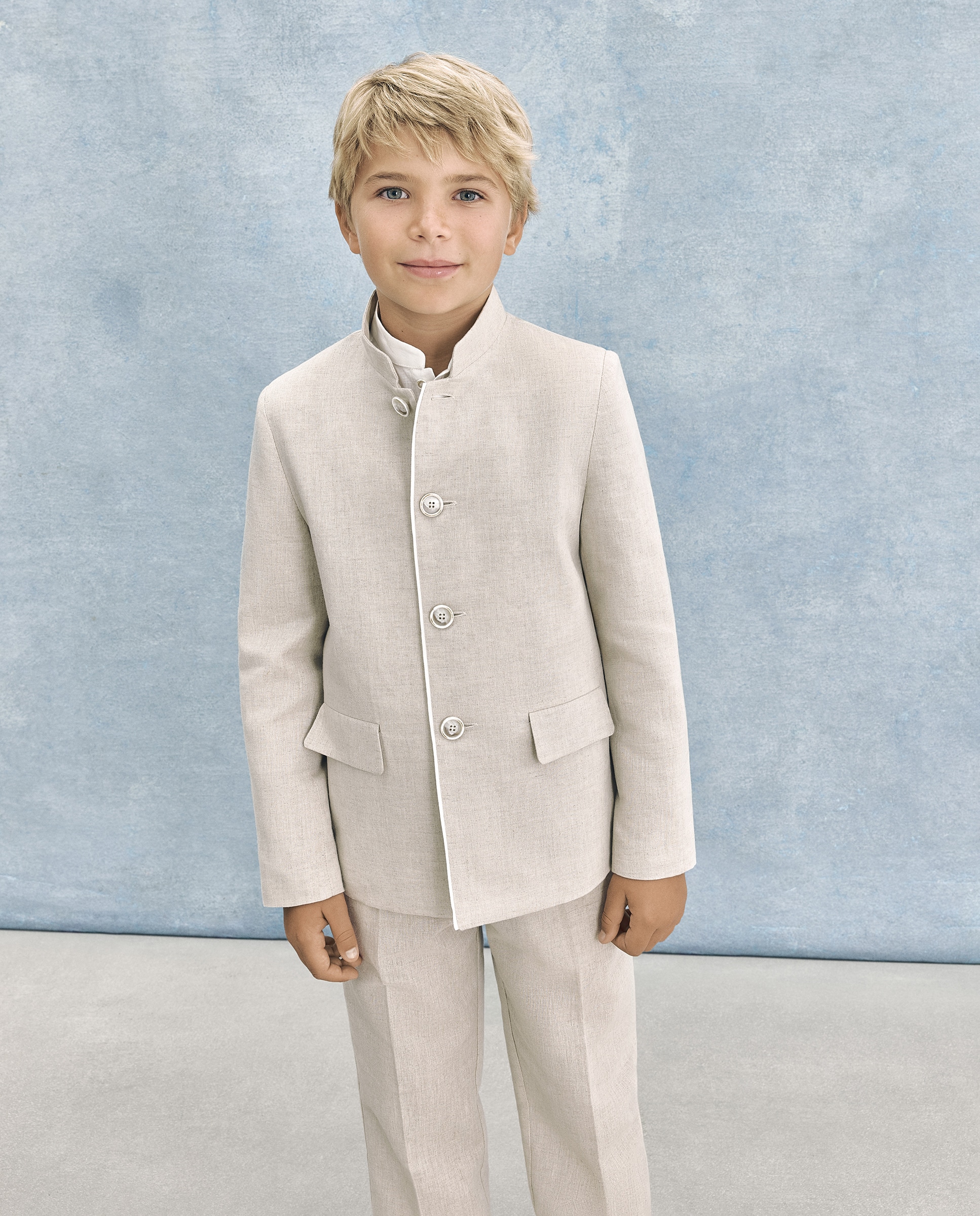 Fato de Gola à Padre com Capelina Tarvos 120 Cru-4