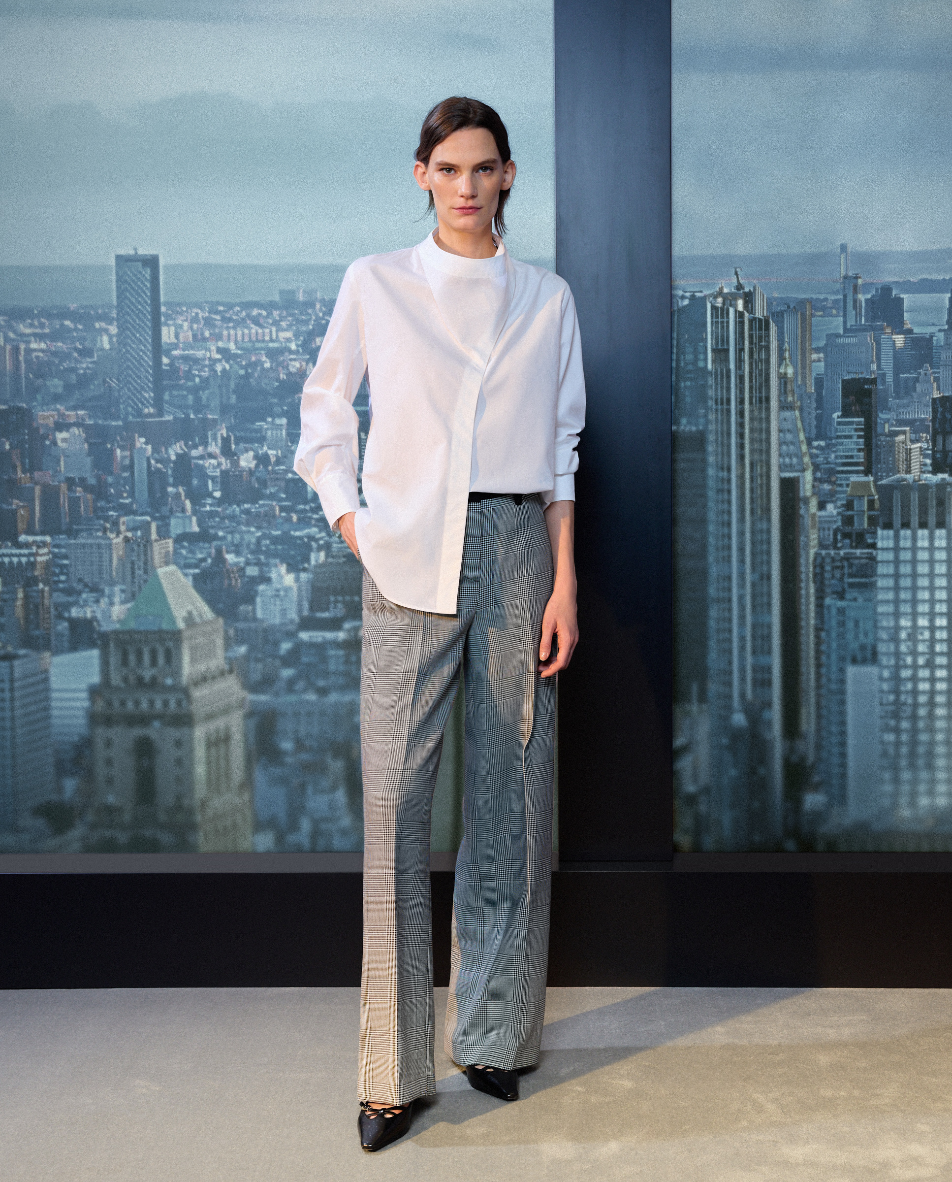 Calças Largas aos Quadrados Preto-1