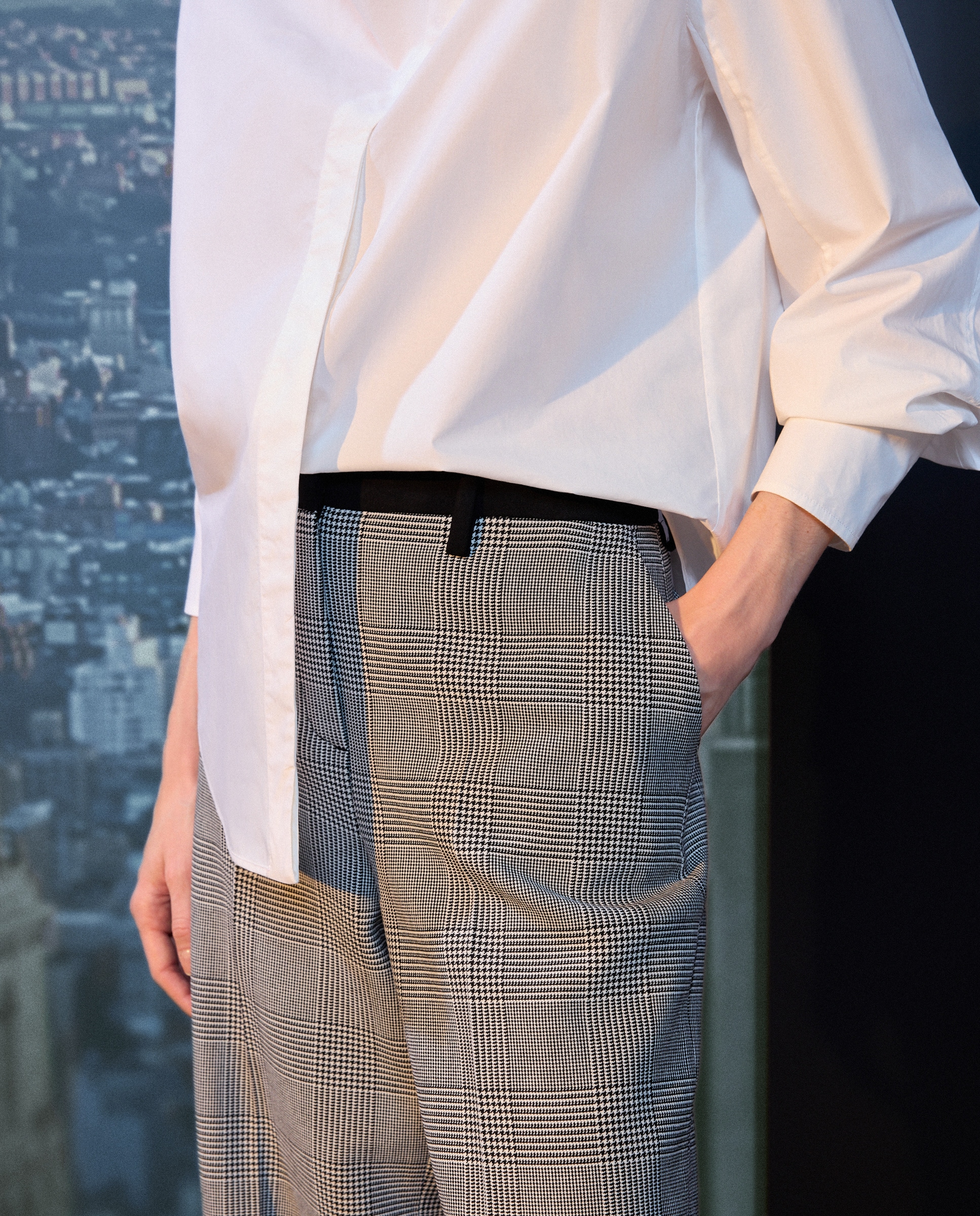 Calças Largas aos Quadrados Preto-4