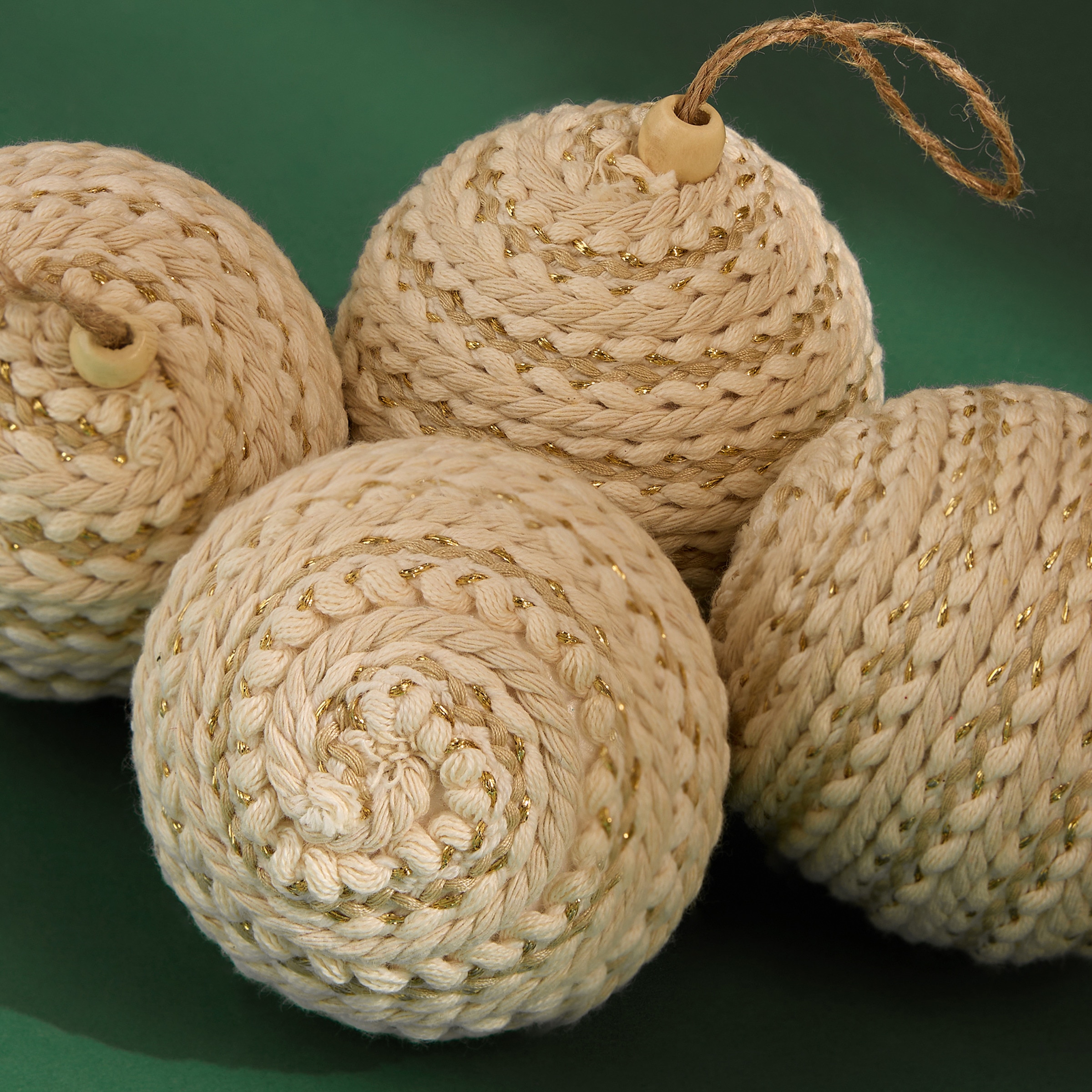 Conjunto de 4 Bolas com Cordas Branco-1