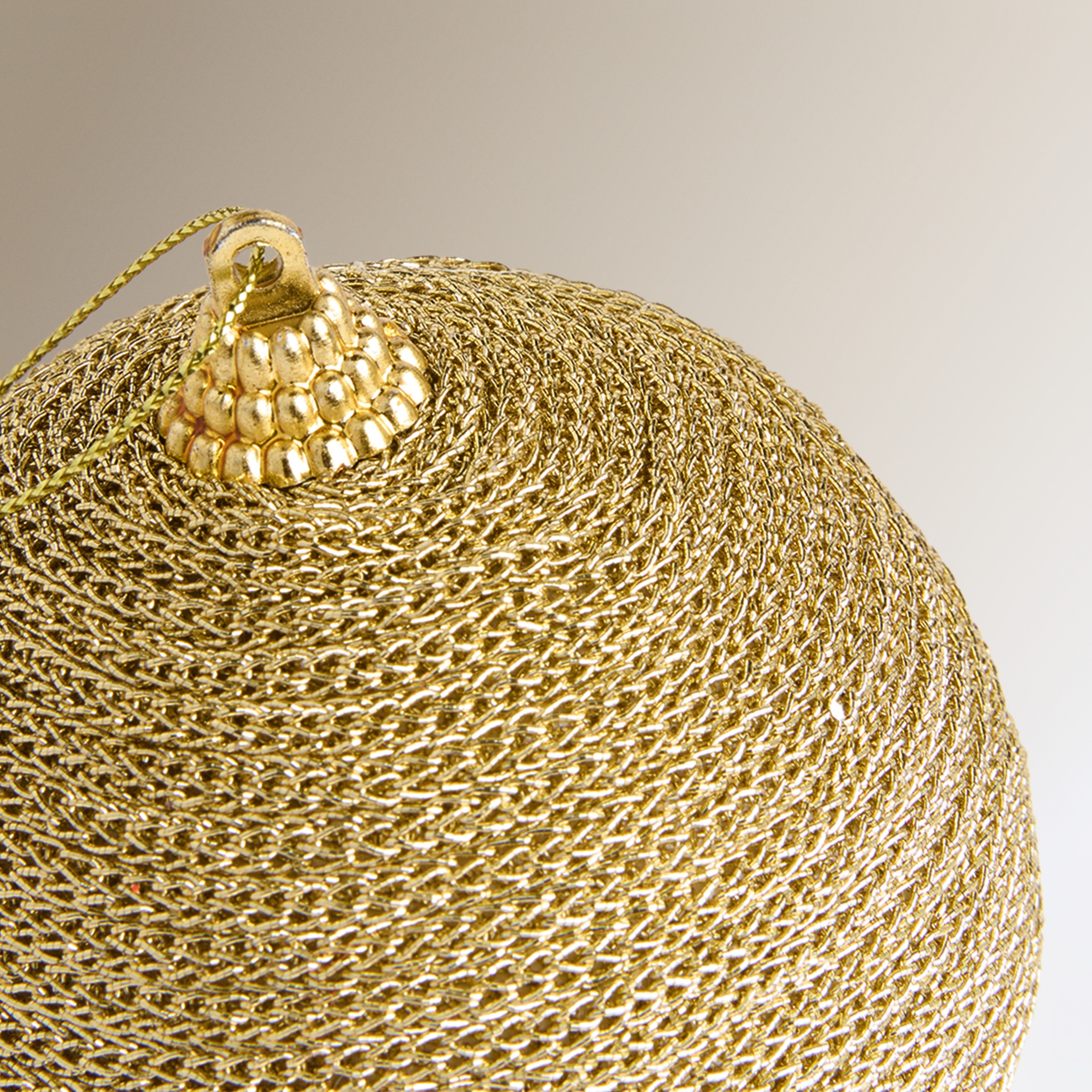 Conjunto de 4 Bolas com Corrente Ouro-4