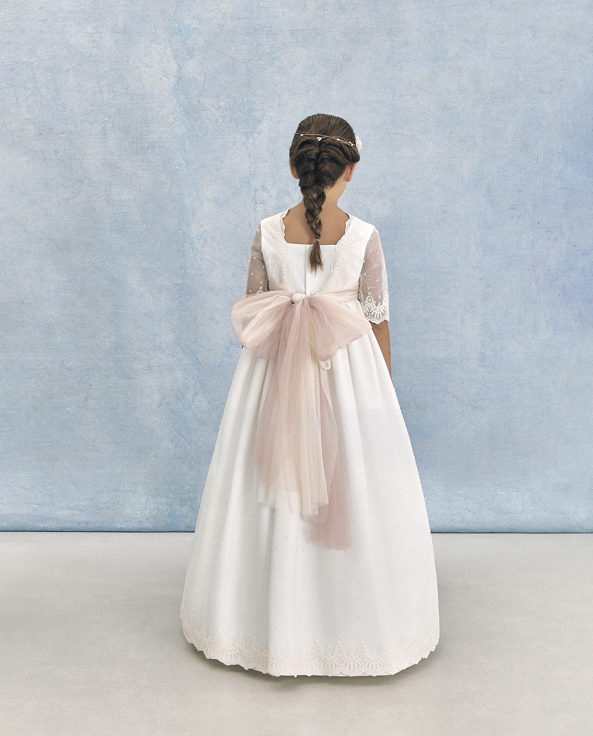 Vestido de Comunhão em Tule com Bordado Astrea 120 Cru-5