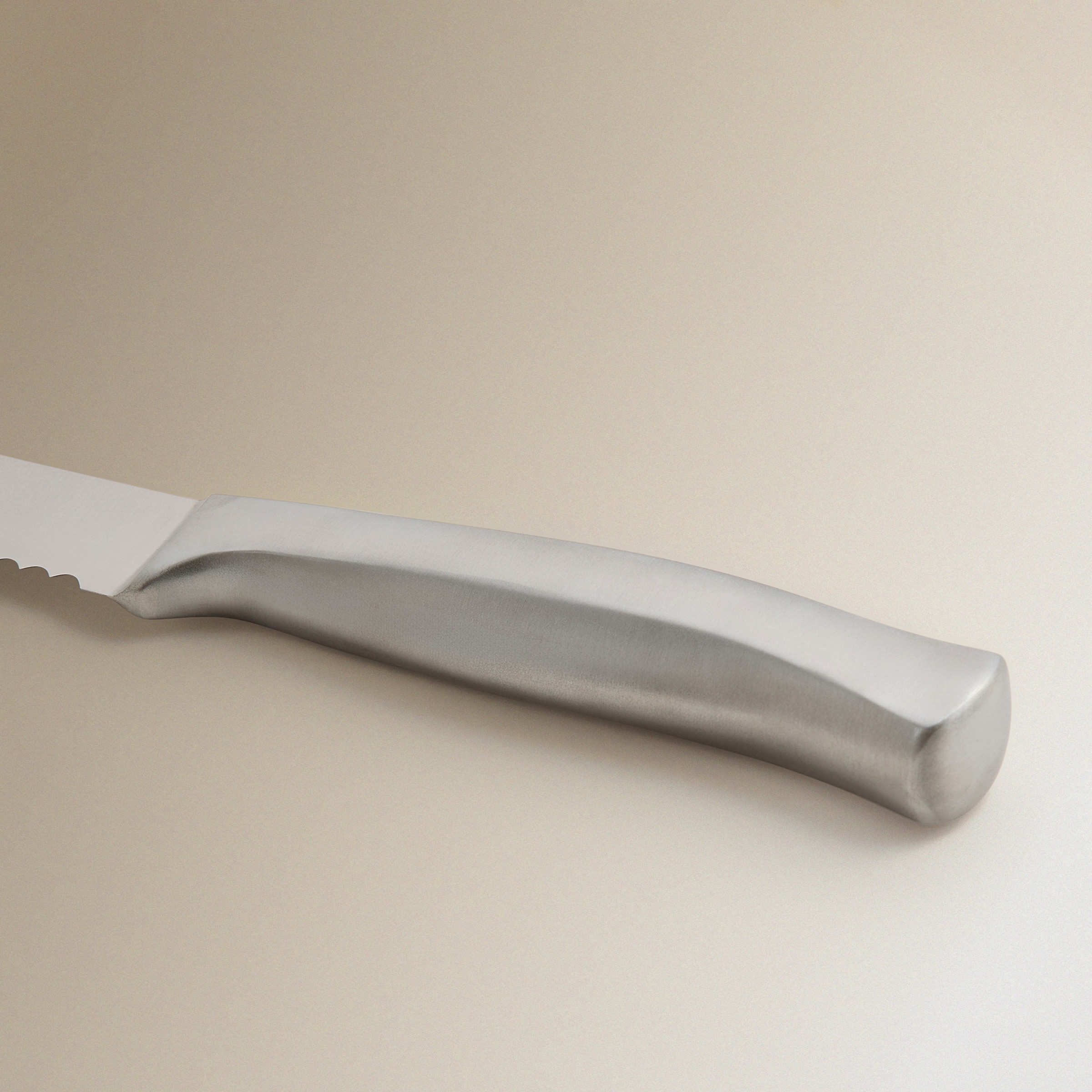 Faca para Pão Monoblock Aço-3