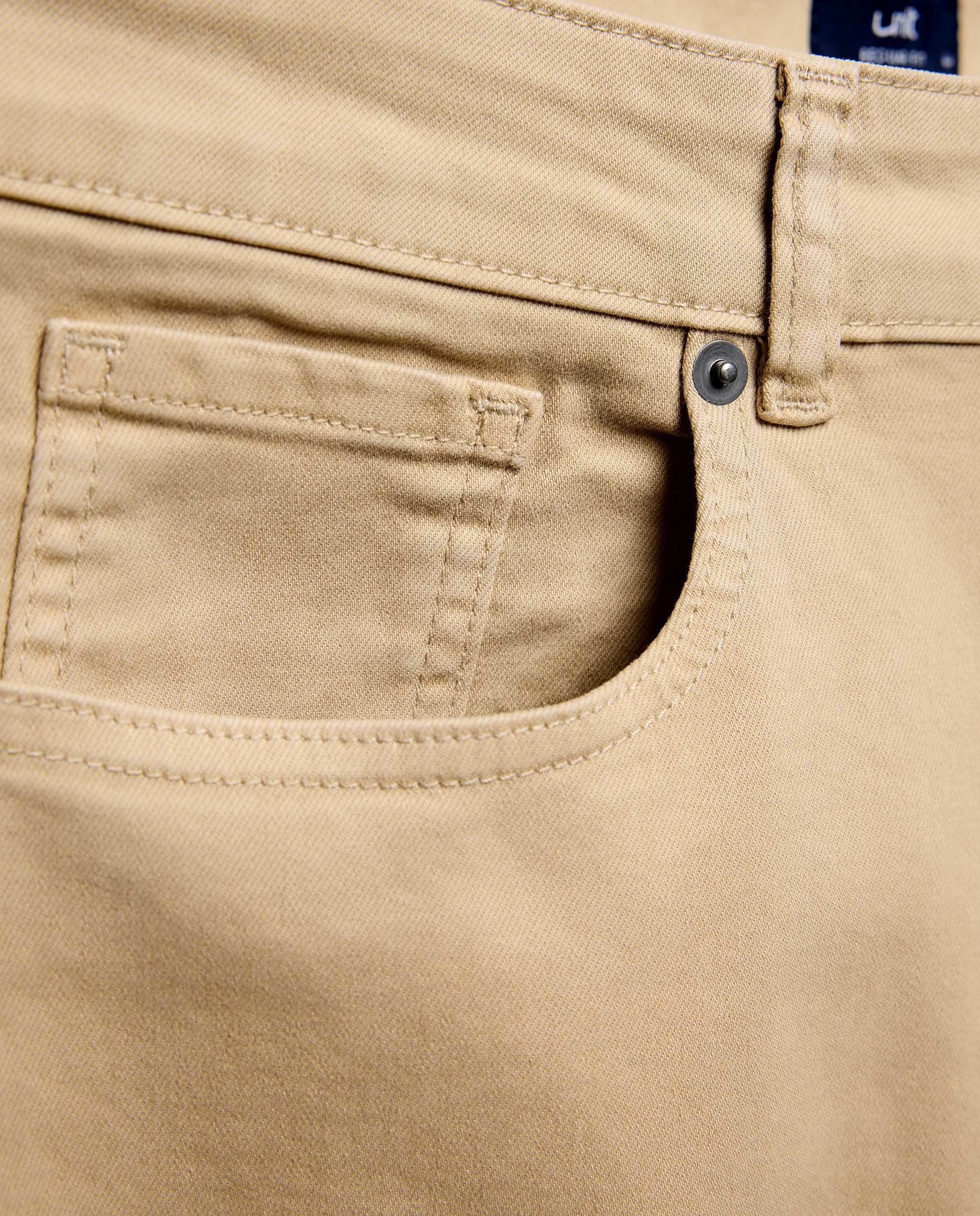 Pantalón hombre cinco bolsillos lavado regular fit Beige-5