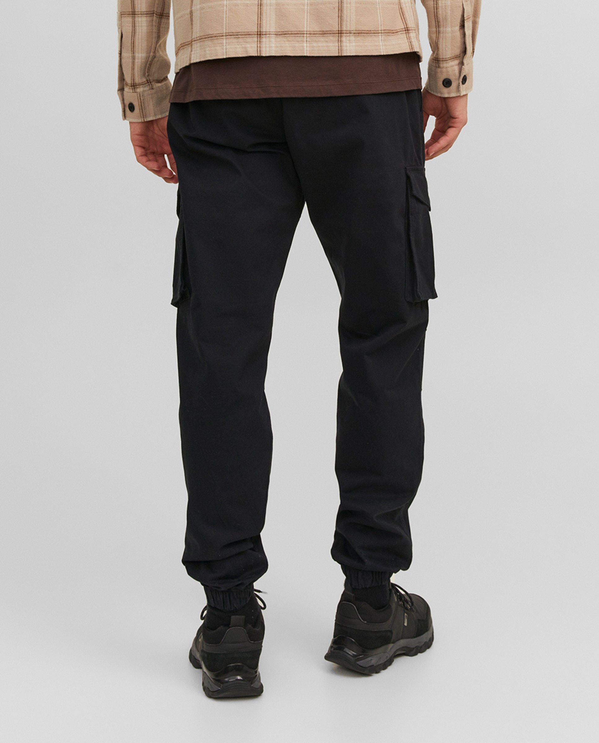 Imagen 3 de Pantalón cargo de hombre - Jack & Jones - Negro Negro