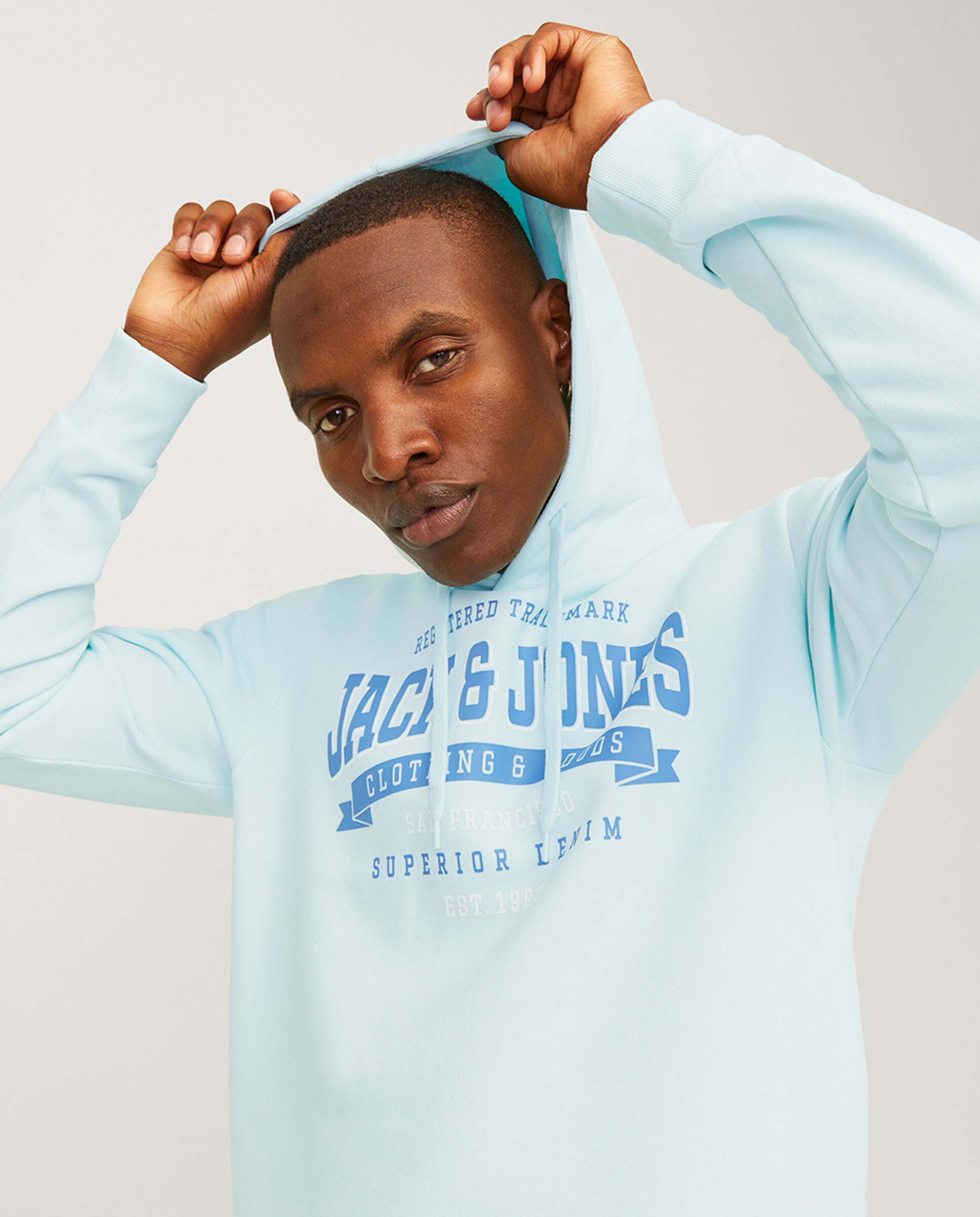 Sweatshirt com capuz Verde Água-3