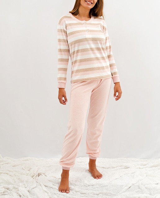 Imagen 0 de Pijama de mujer largo terciopelo