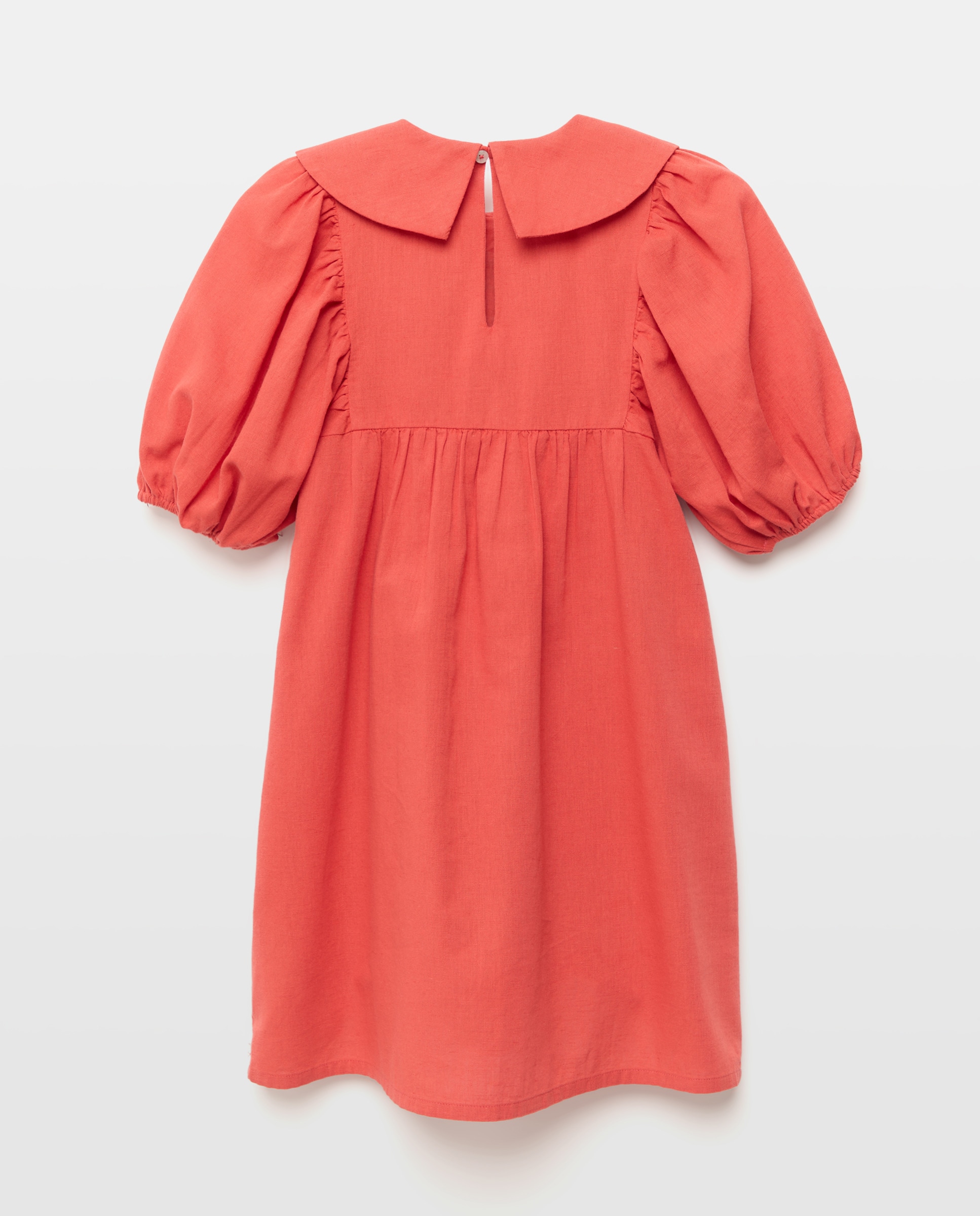 Vestido niña de lino con bordados en el cuello 610 Carmín-2