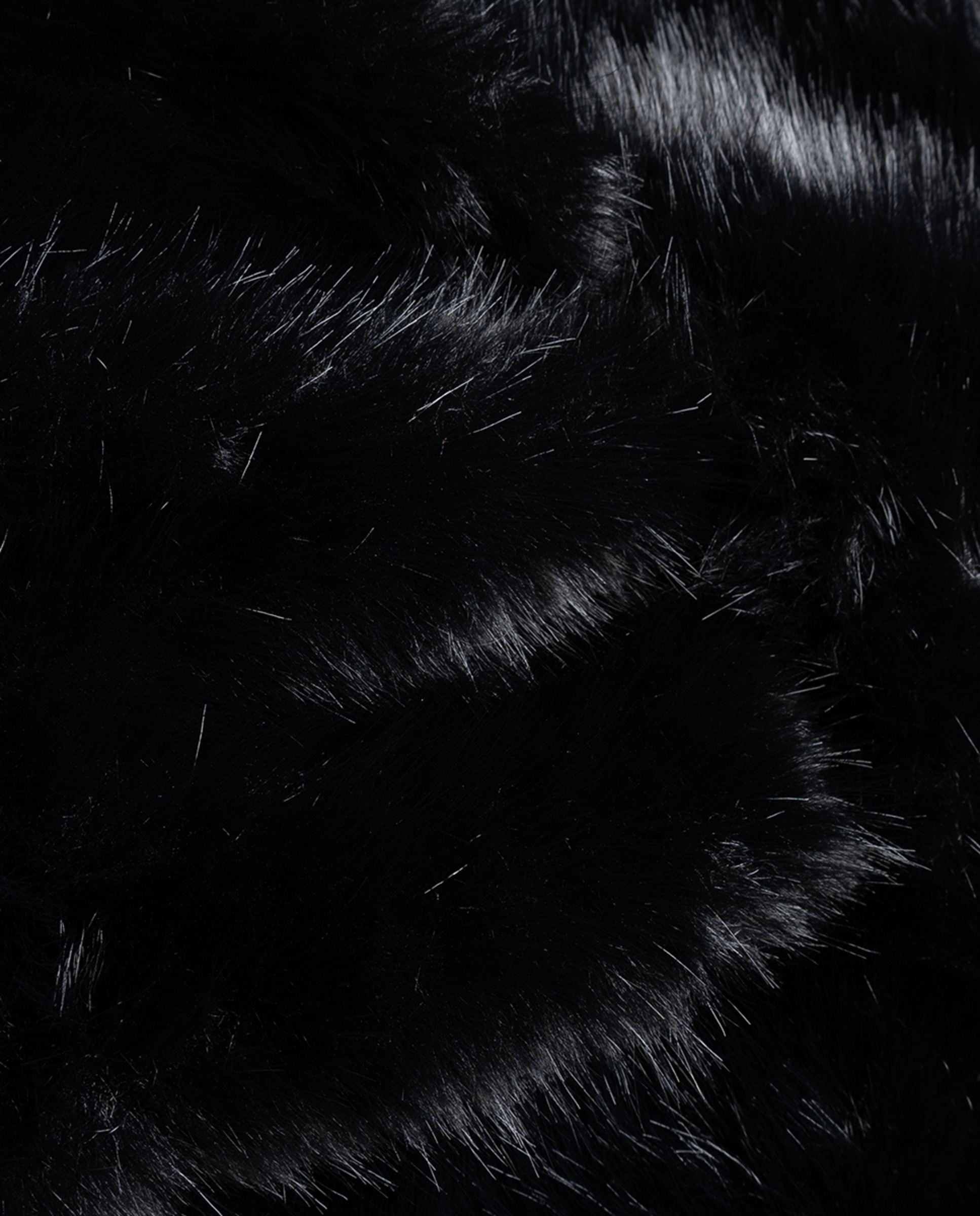 Estola Cruzada com Efeito de Pelo Preto-2