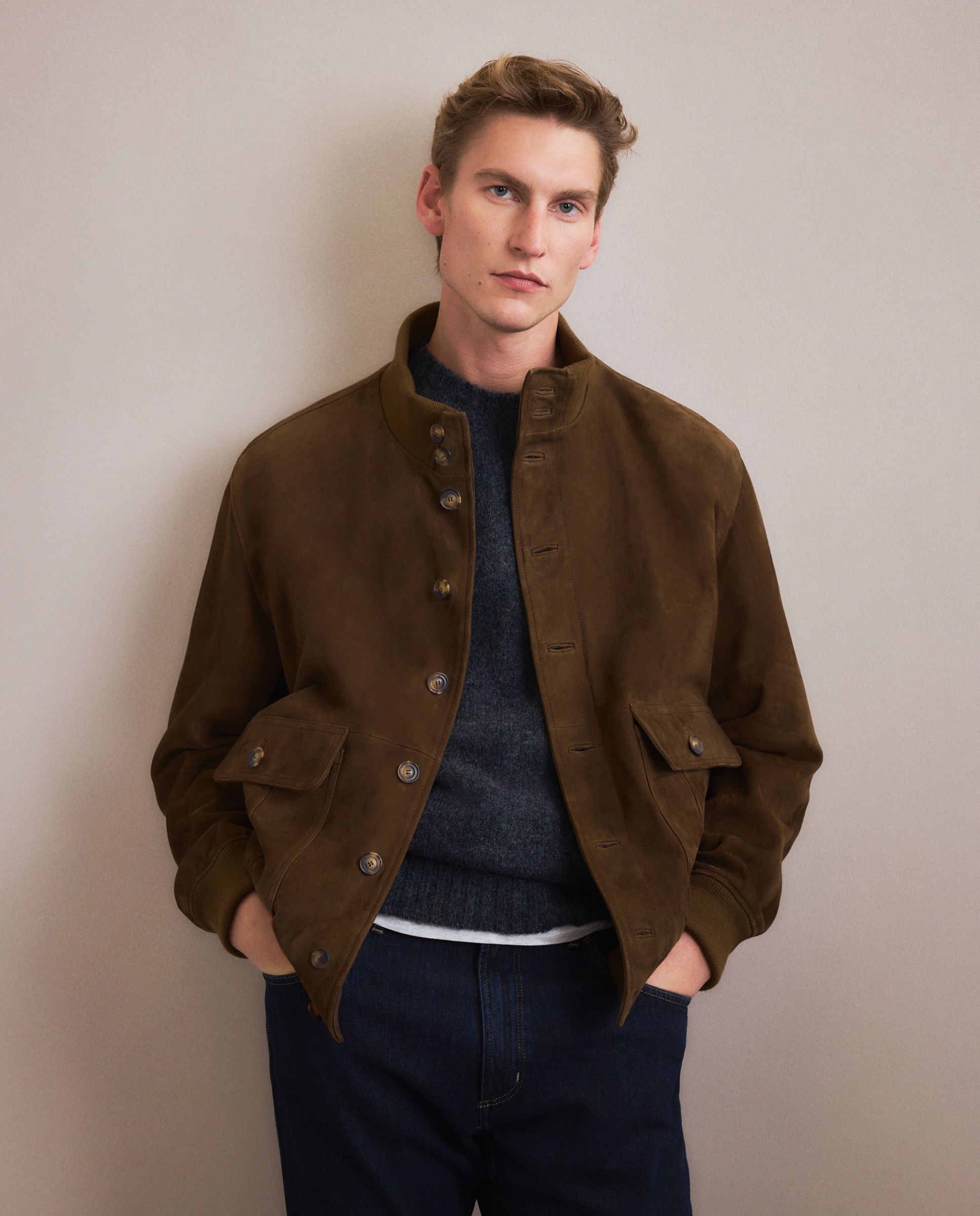 Cazadora de hombre tipo bomber en ante de caprino · Emidio Tucci