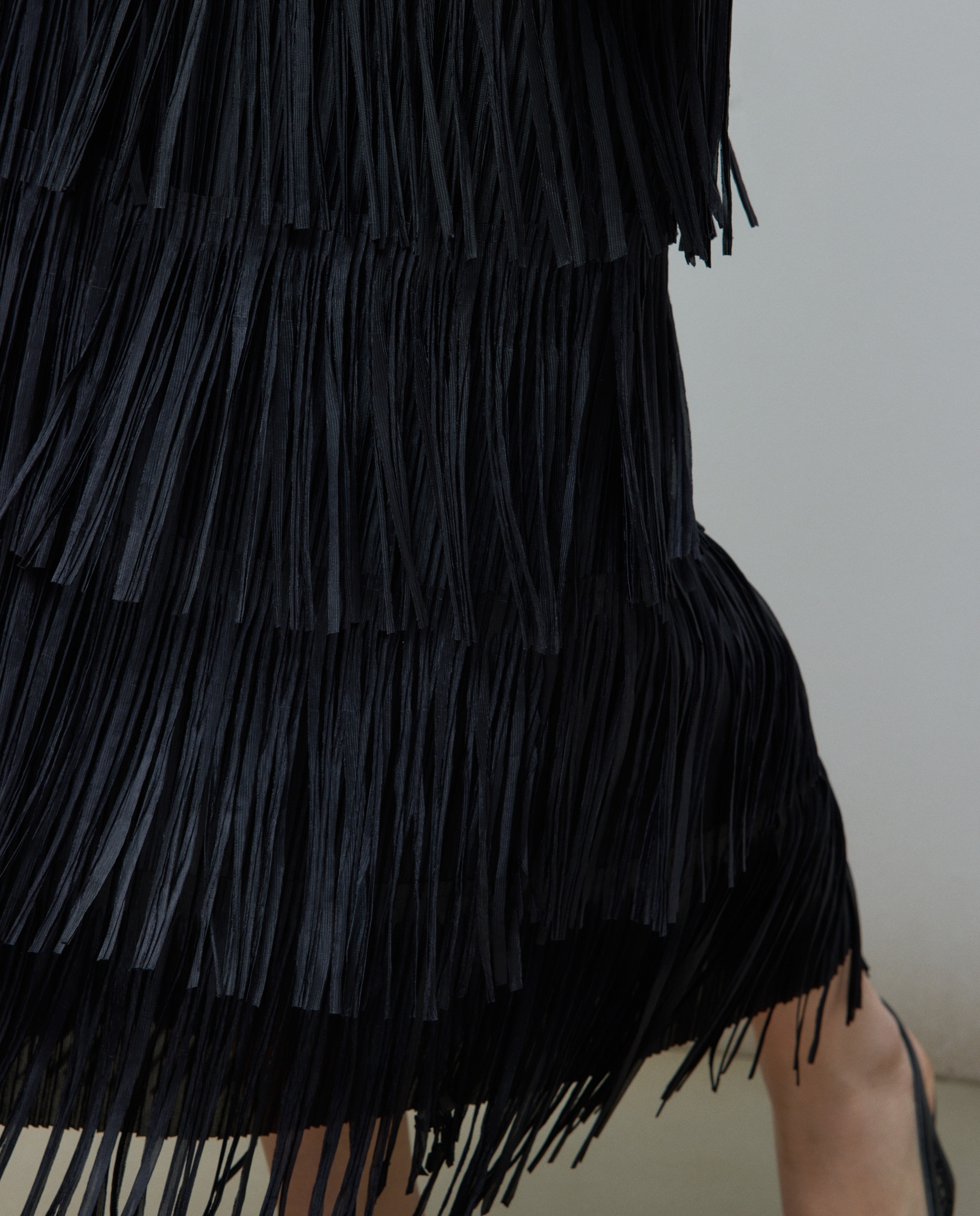 Saia midi com franjas Preto-4