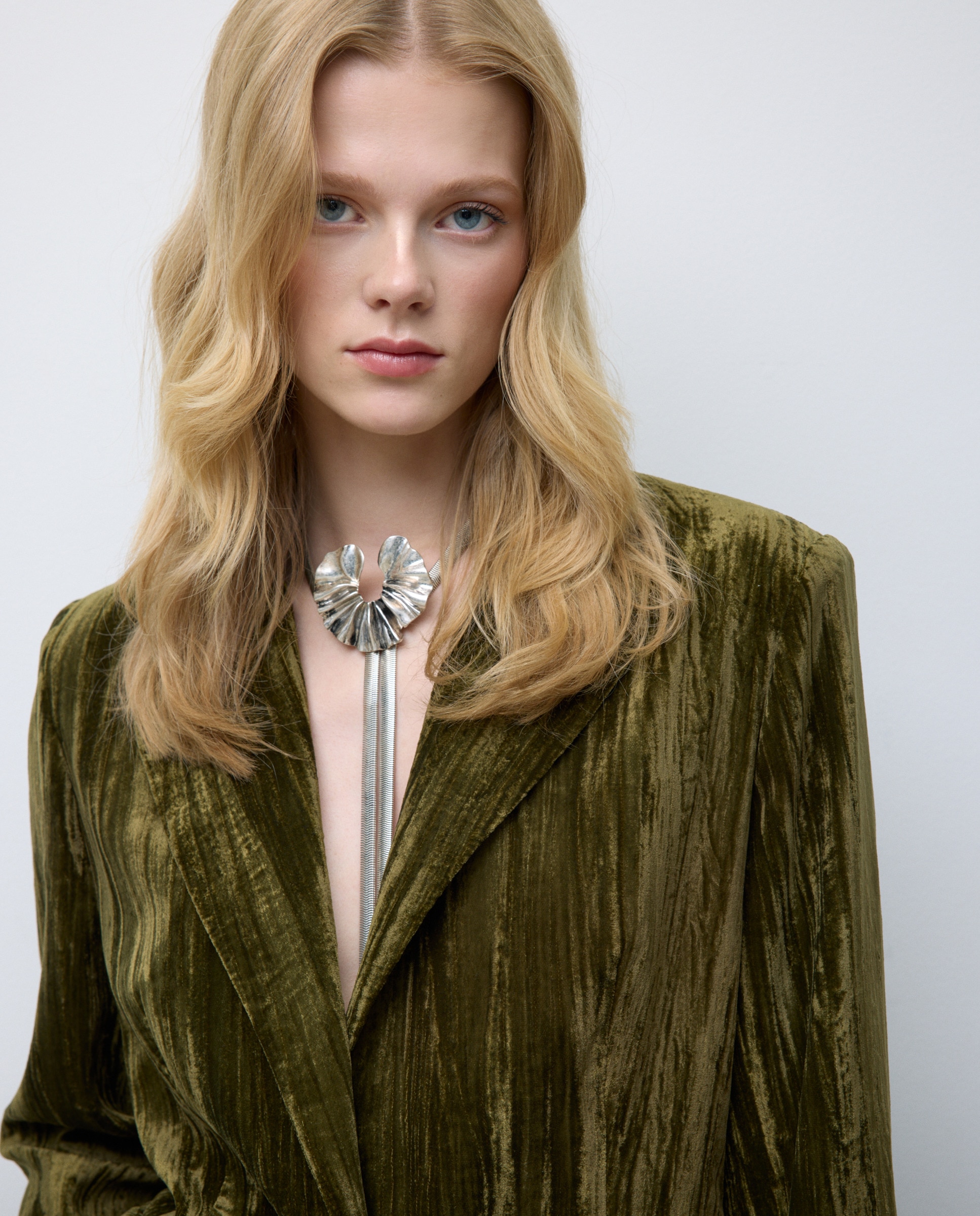 Blazer Liso de Veludo 530 Verde Escuro-1