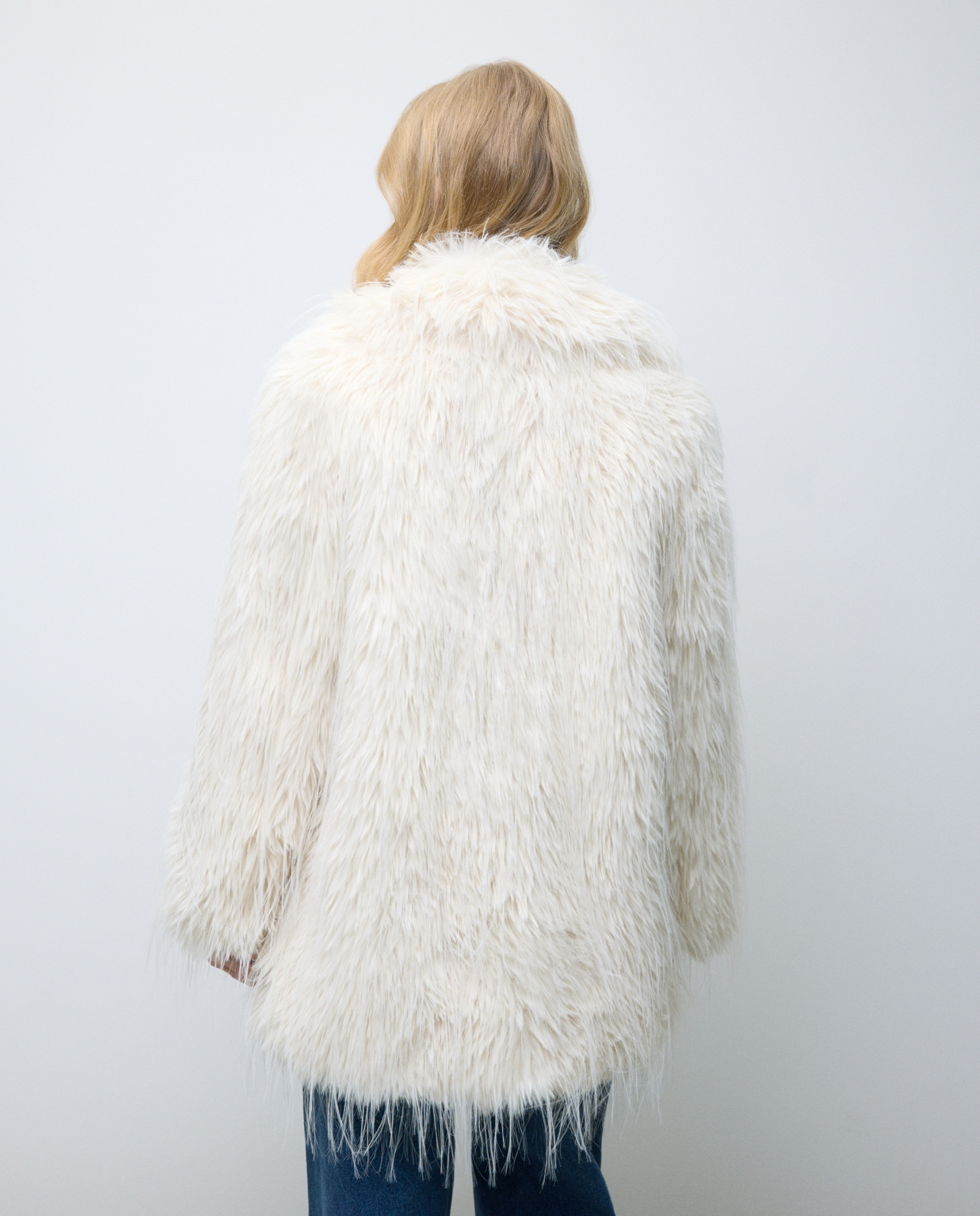 Casaco de Pelo Mongólia 120 Cru-4