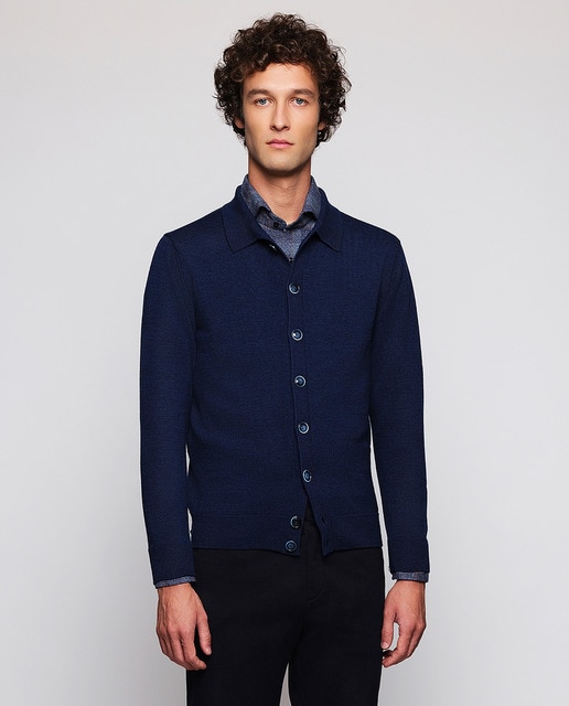 Imagem 0 de Casaco de Malha com Botões e Colarinho de Camisa Tamanhos Grandes