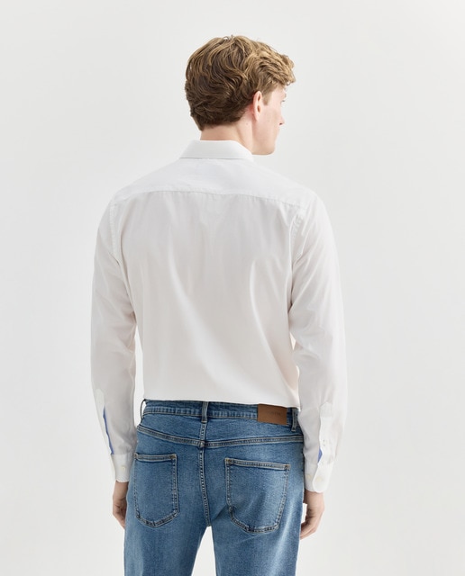 Imagen 0 de Camisa de hombre classic fit lisa.