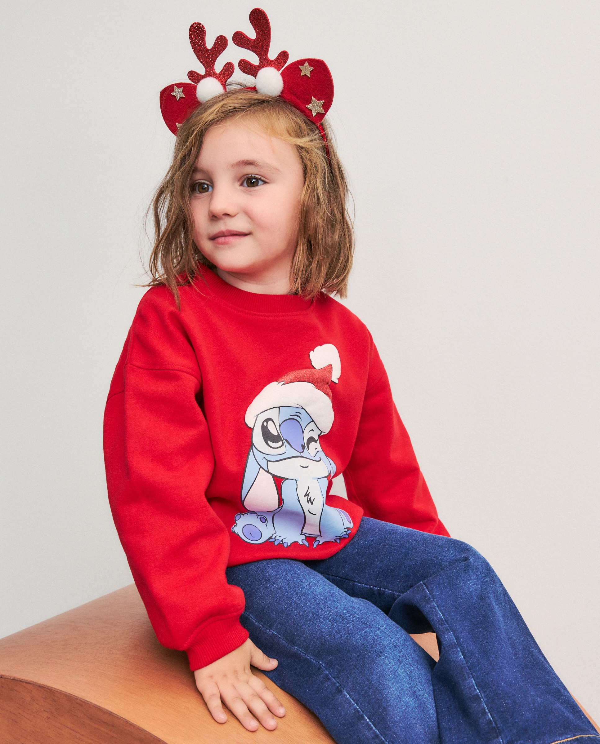 Sweatshirt Natalícia Licença Stitch Vermelho-1