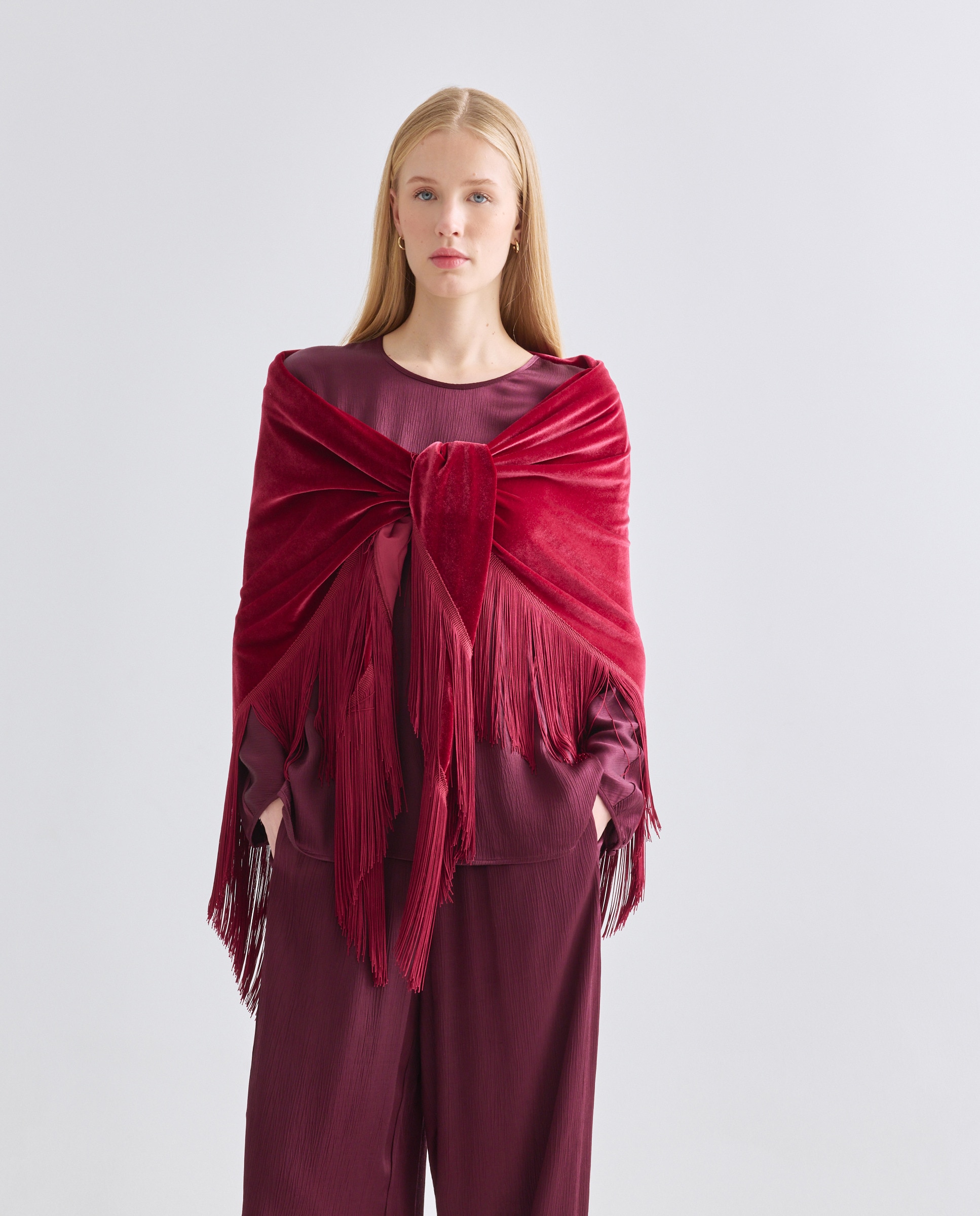 Écharpe Bordada com Franja Grená-1