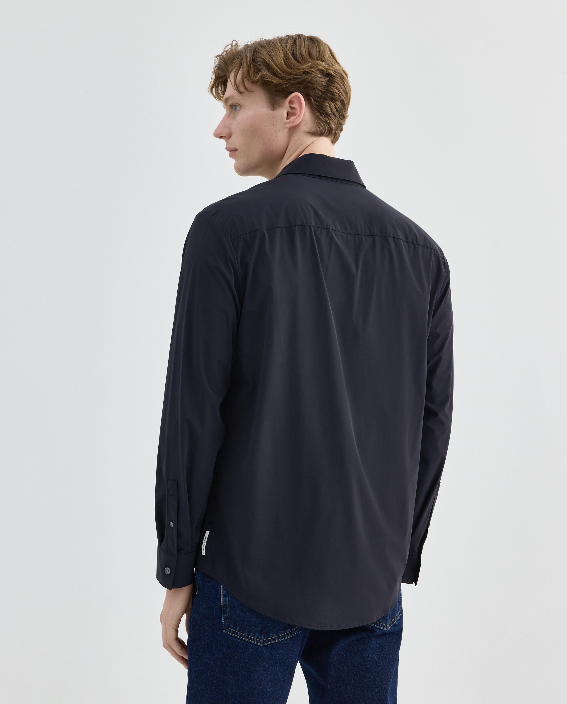 Camisa Regular Fit em Nylon Elástico Azul-marinho-3