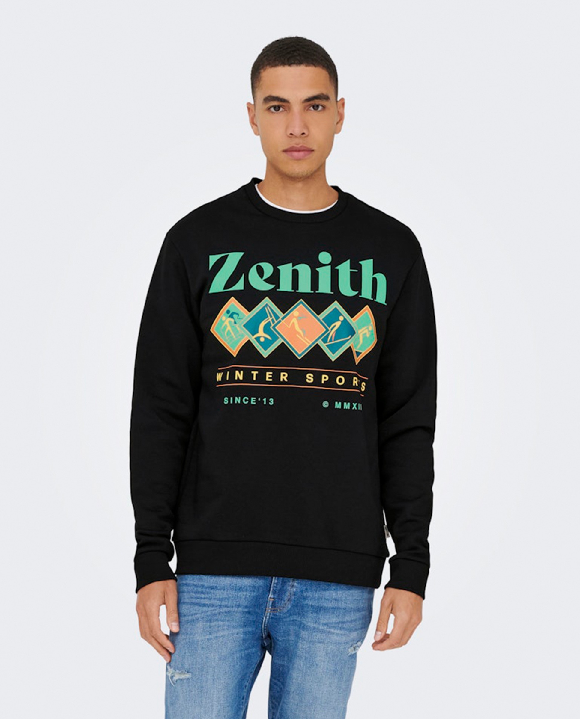 Sweatshirt Regular Fit com Decote Redondo Preto-1