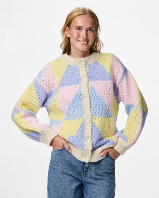 Imagen 0 de Cárdigan de punto de mujer estampado con botones