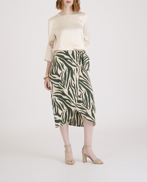Imagen 0 de Falda de mujer forma pareo y estampado de cebra