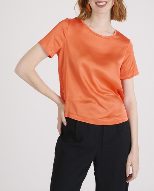 Imagen 0 de Camiseta de mujer corte recto y manga corta