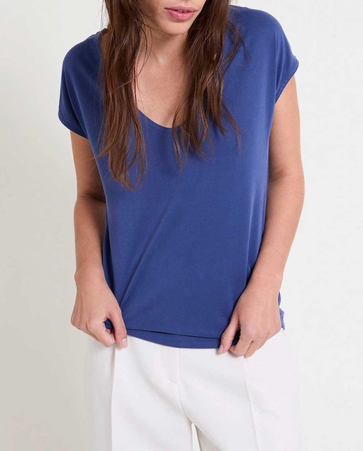 Imagen 0 de Camiseta de mujer corta y cuello redondo