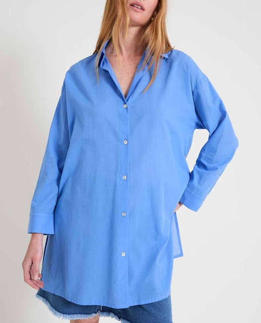 Imagen 0 de Camisa de mujer cuello básico y manga larga