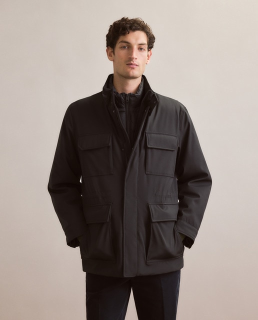 Imagen 0 de Chaqueta de hombre tipo field jacket con pecherín desmontable y tejido softshell