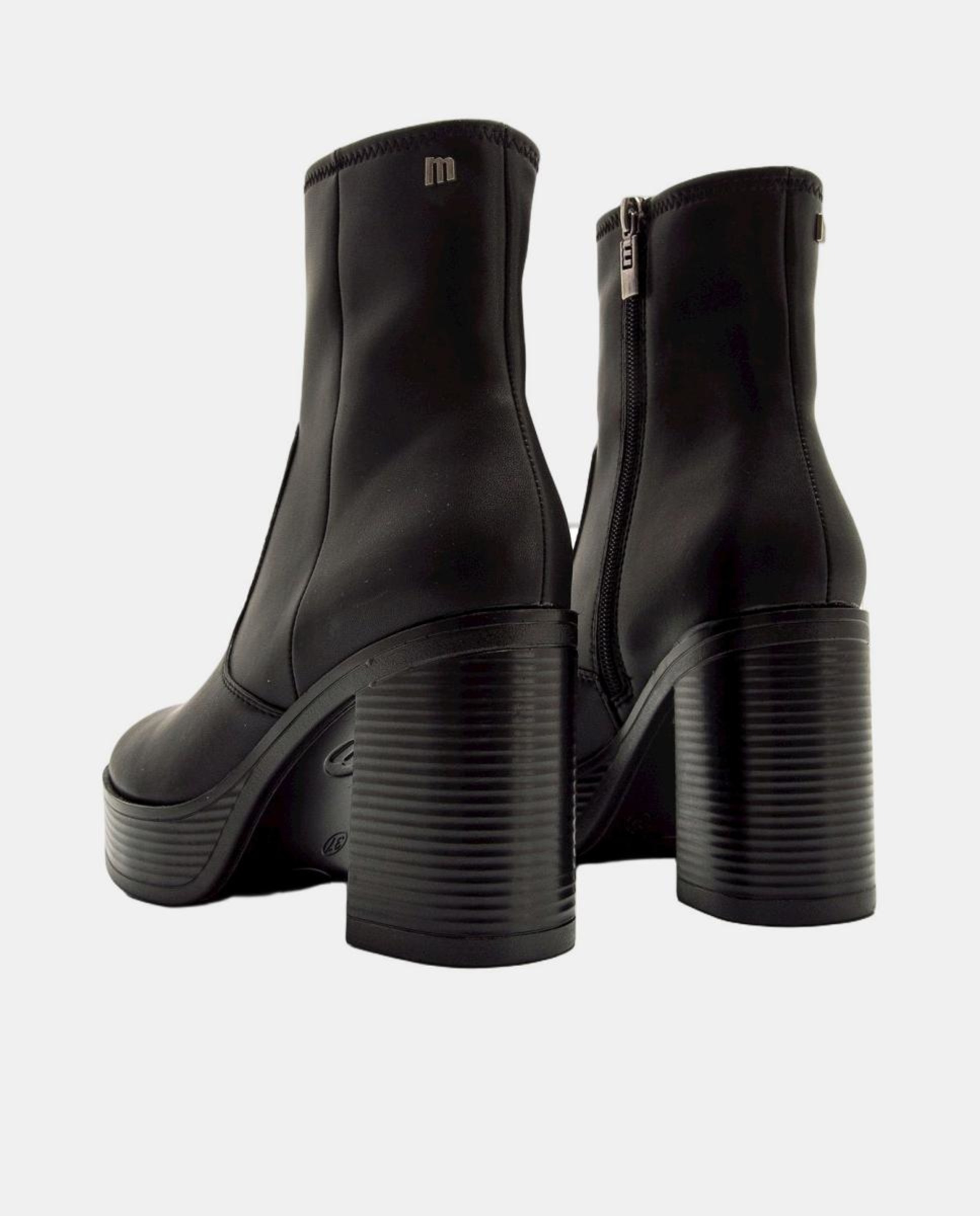 Botins com Design Moderno e Minimalista Preto-6