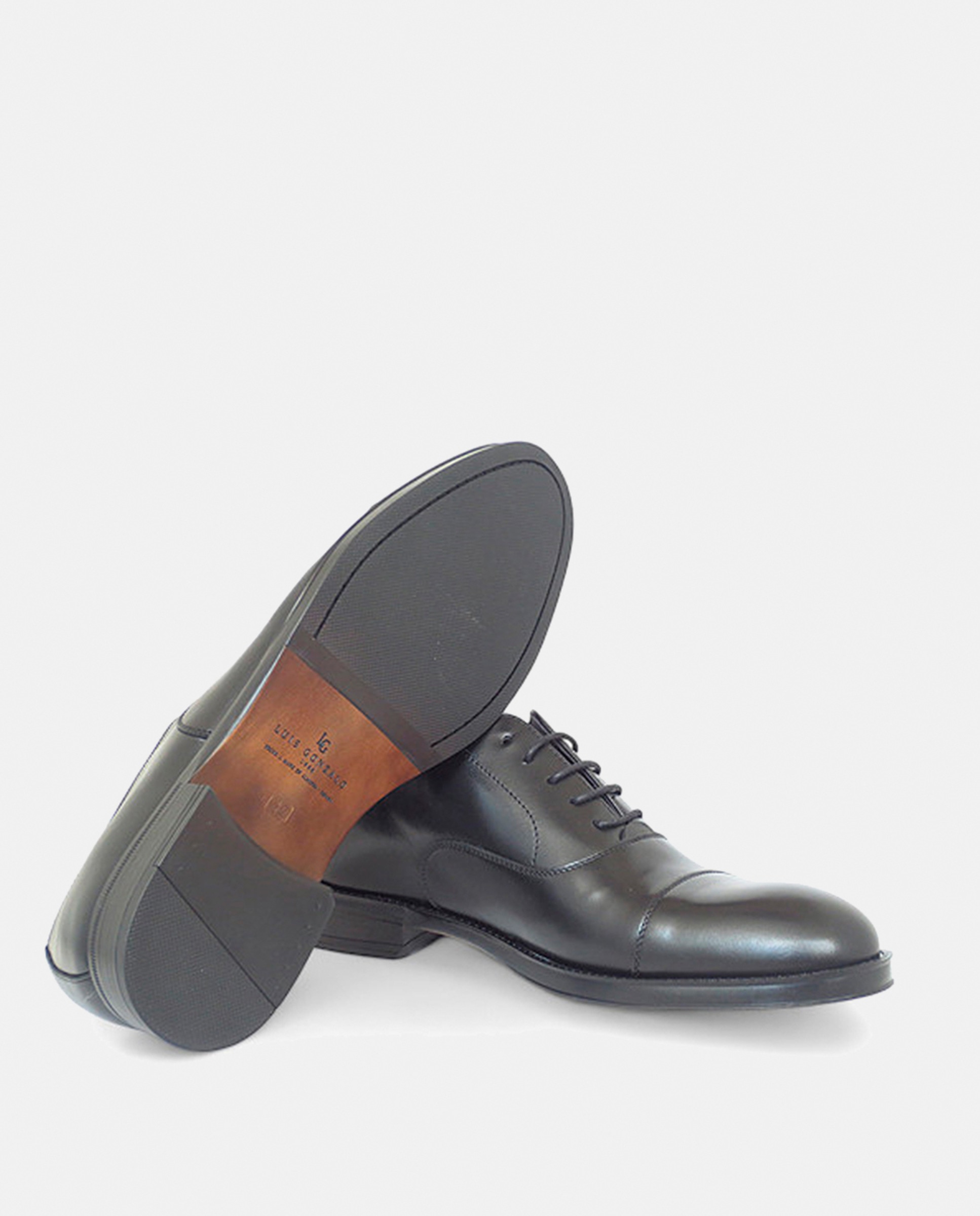 Sapatos Ingleses com Biqueira em Pele Preto-4