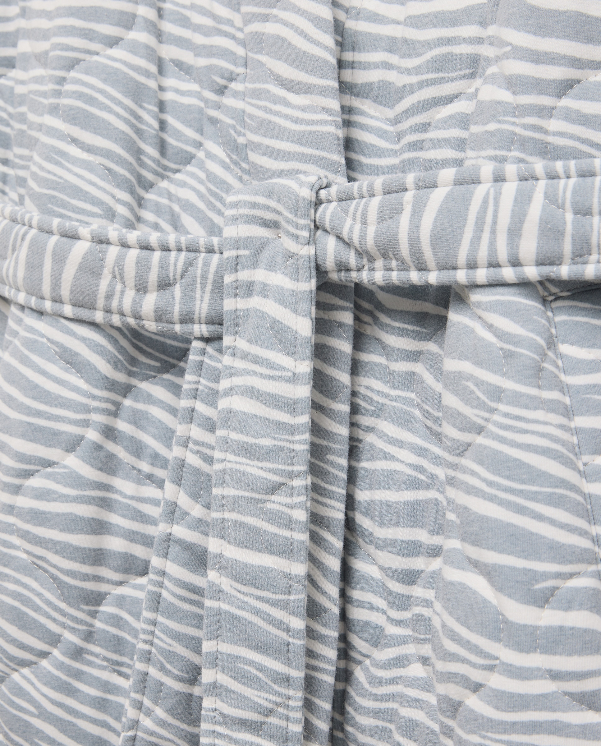 Robe Acolchoado com Animal Print de Zebra Branco-4