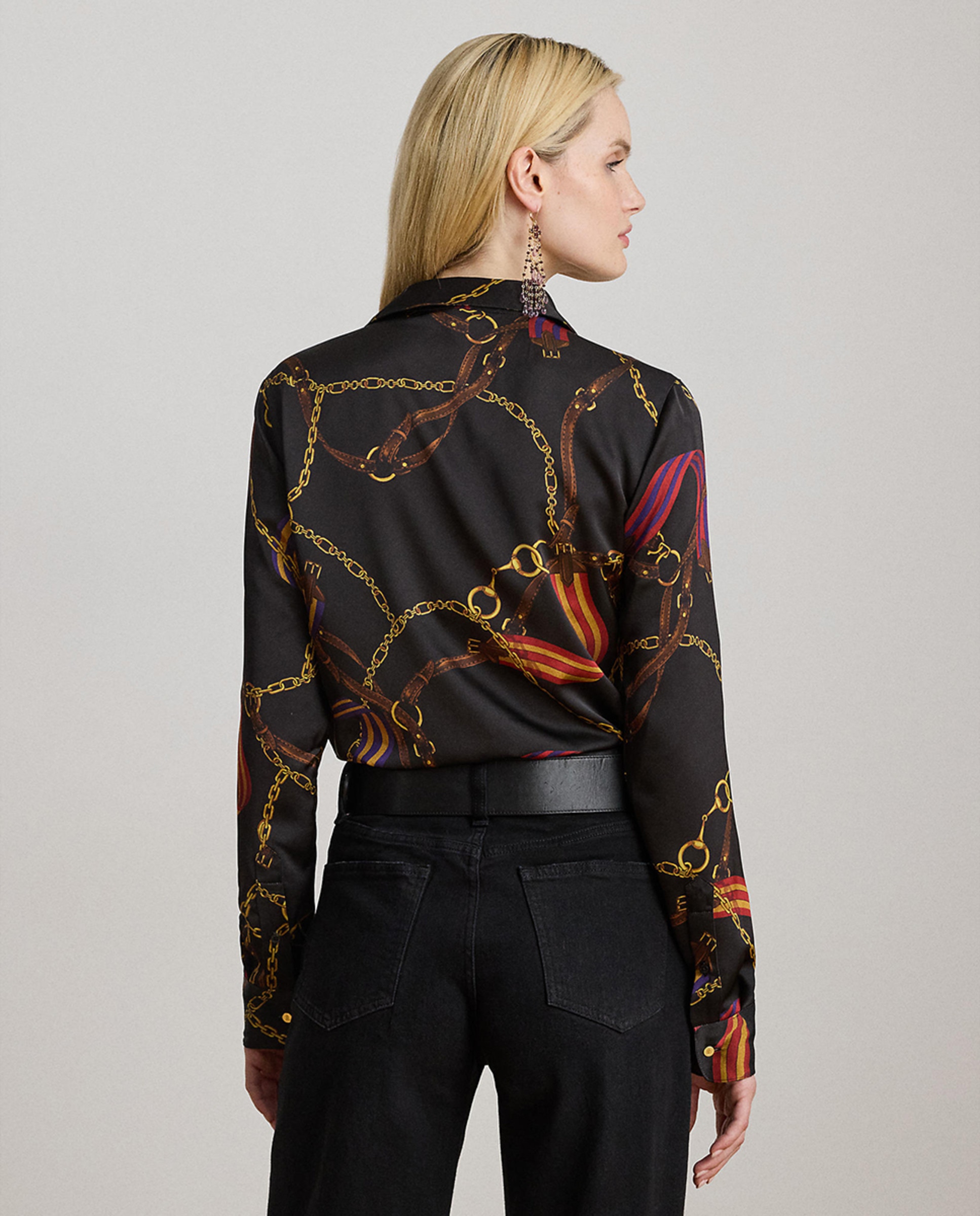 Camisa Acetinada com Estampado Preto-3