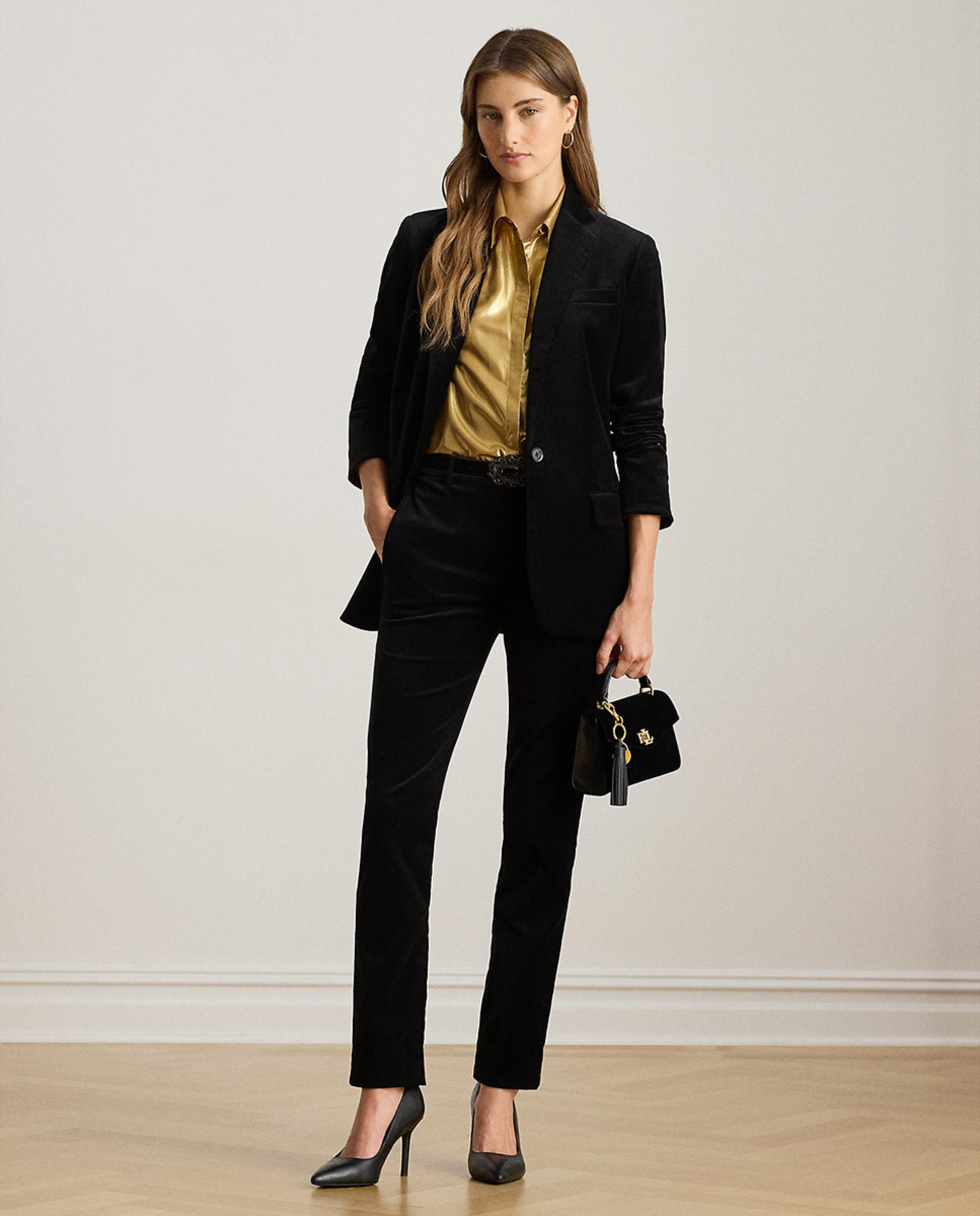 Blazer de Veludo com Abotoadura Simples Preto-7