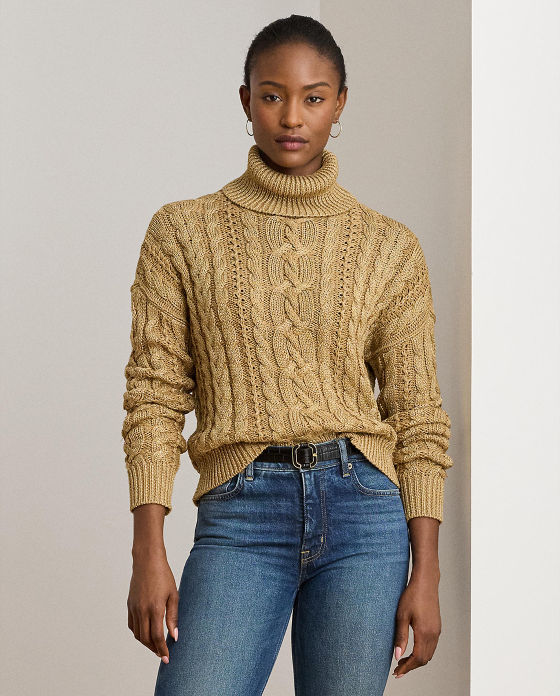 Camisola de Malha com Aran e Gola Alta Ouro-5