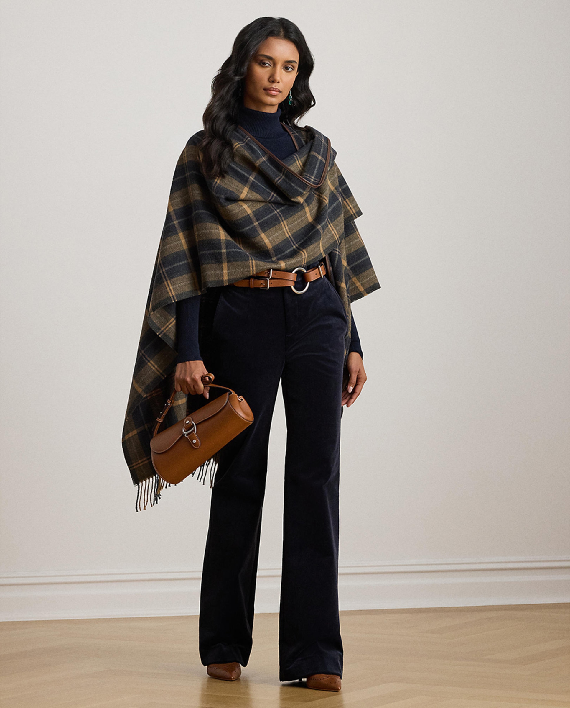 Poncho aos Quadrados com Franjas Multicolor-1