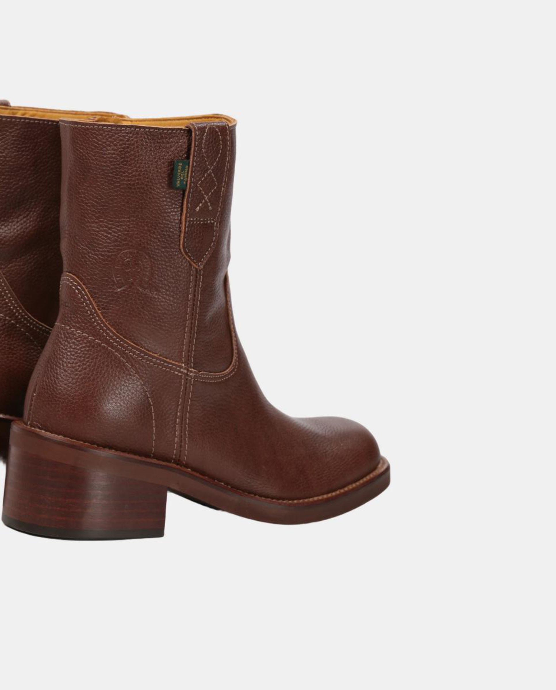 Botins Lisos em Pele com Tacão e Fecho de Correr Couro-9