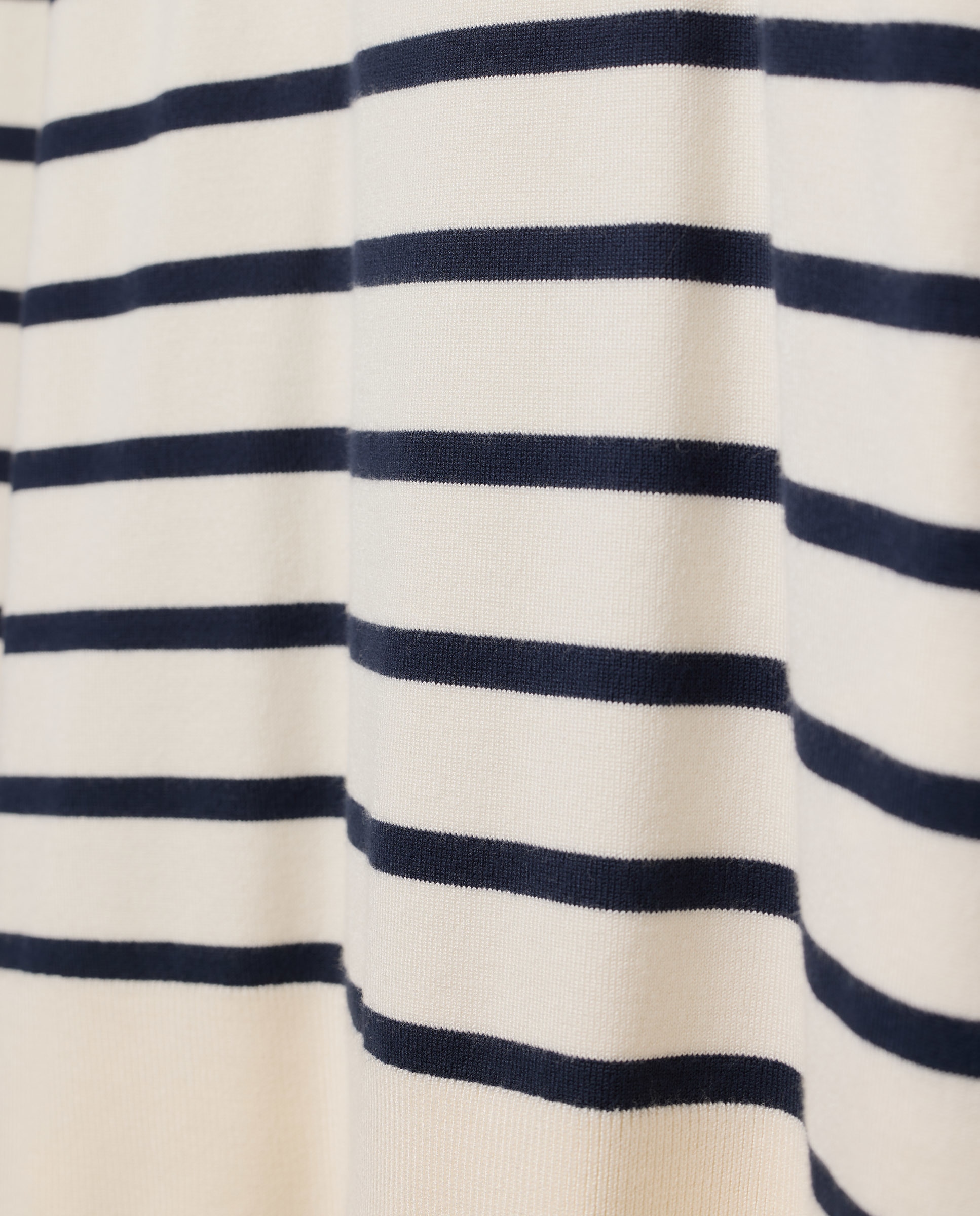 Camisola de Malha de Viscose com Estampado Branco-5