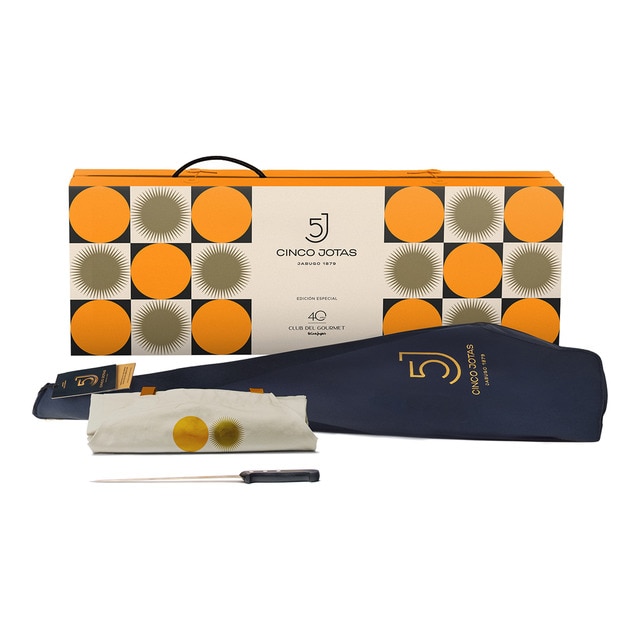 Imagen 0 de Maletín jamón de bellota 100% ibérico Cinco Jotas + cuchillo + delantal Edición Especial 40 Aniversario Club del Gourmet
