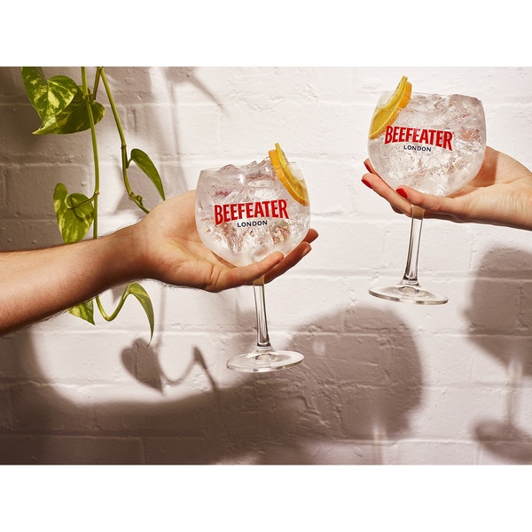 English gin bottle 1 l