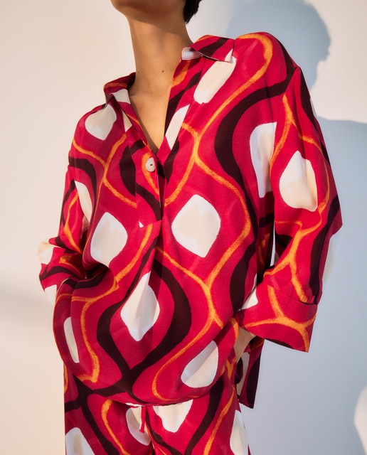 Imagen 0 de Blusa de mujer manga francesa estampado geométrico