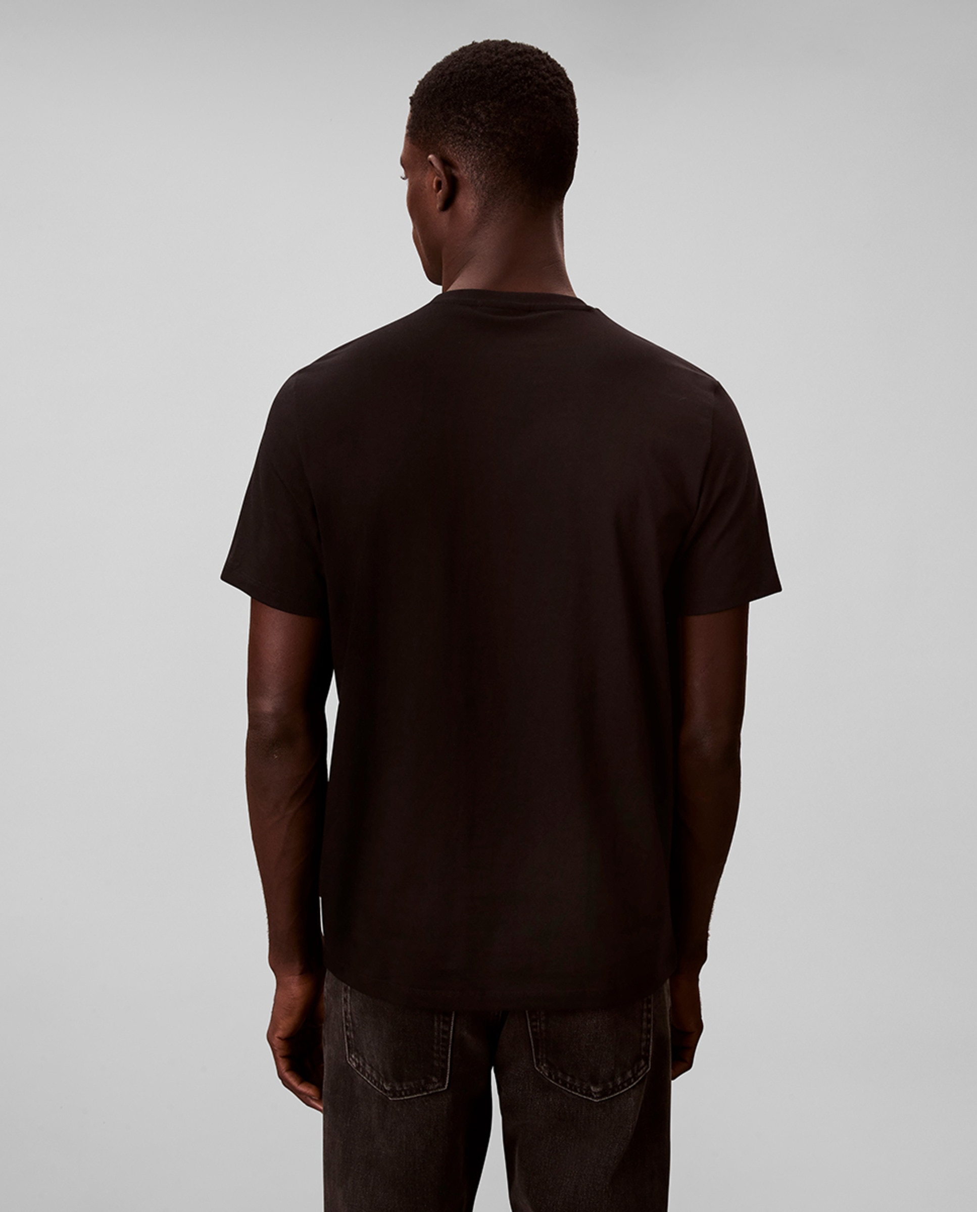 T-shirt com Logótipo Preto-2