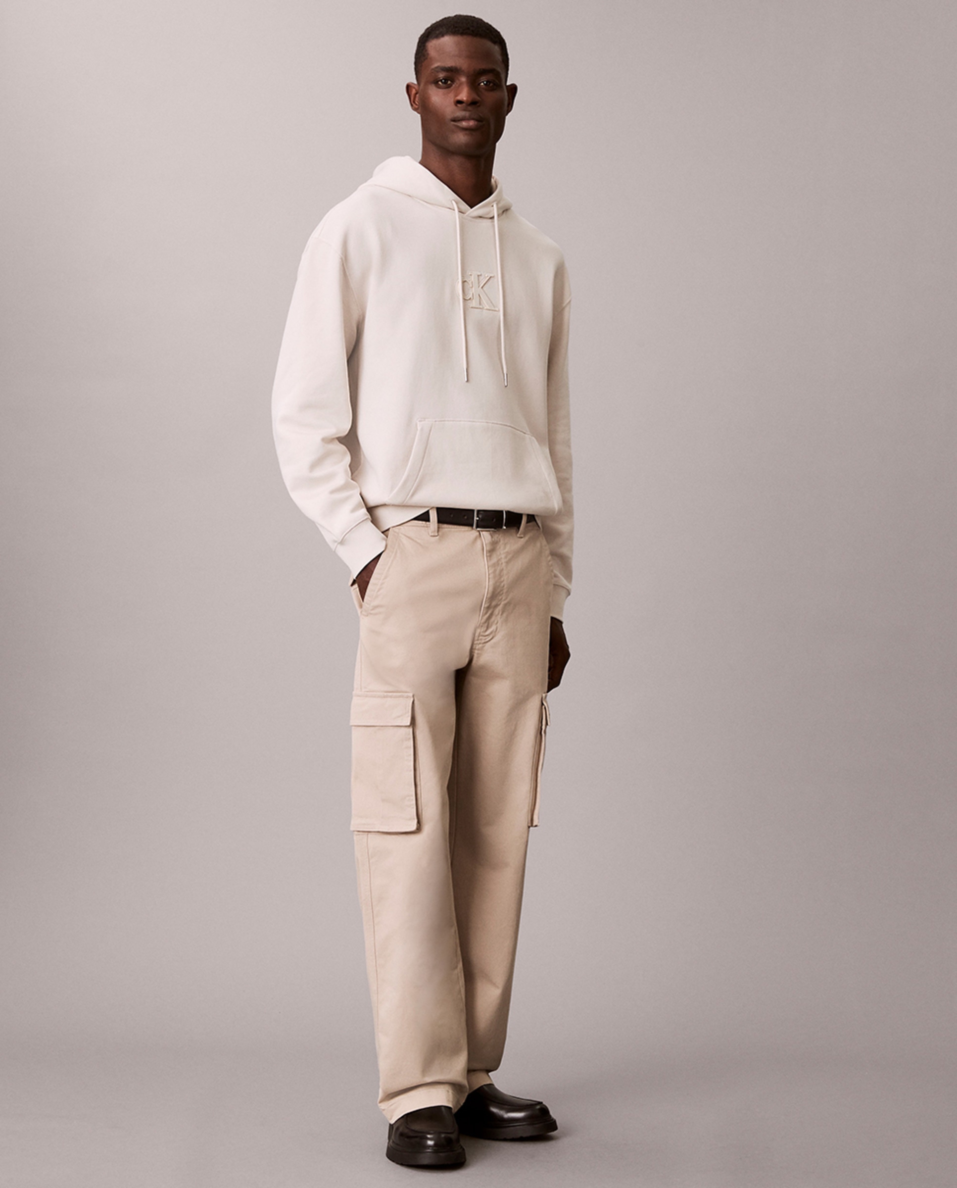 Sweatshirt com Capuz e Logótipo em Textura no Peito Cinzento-claro-6